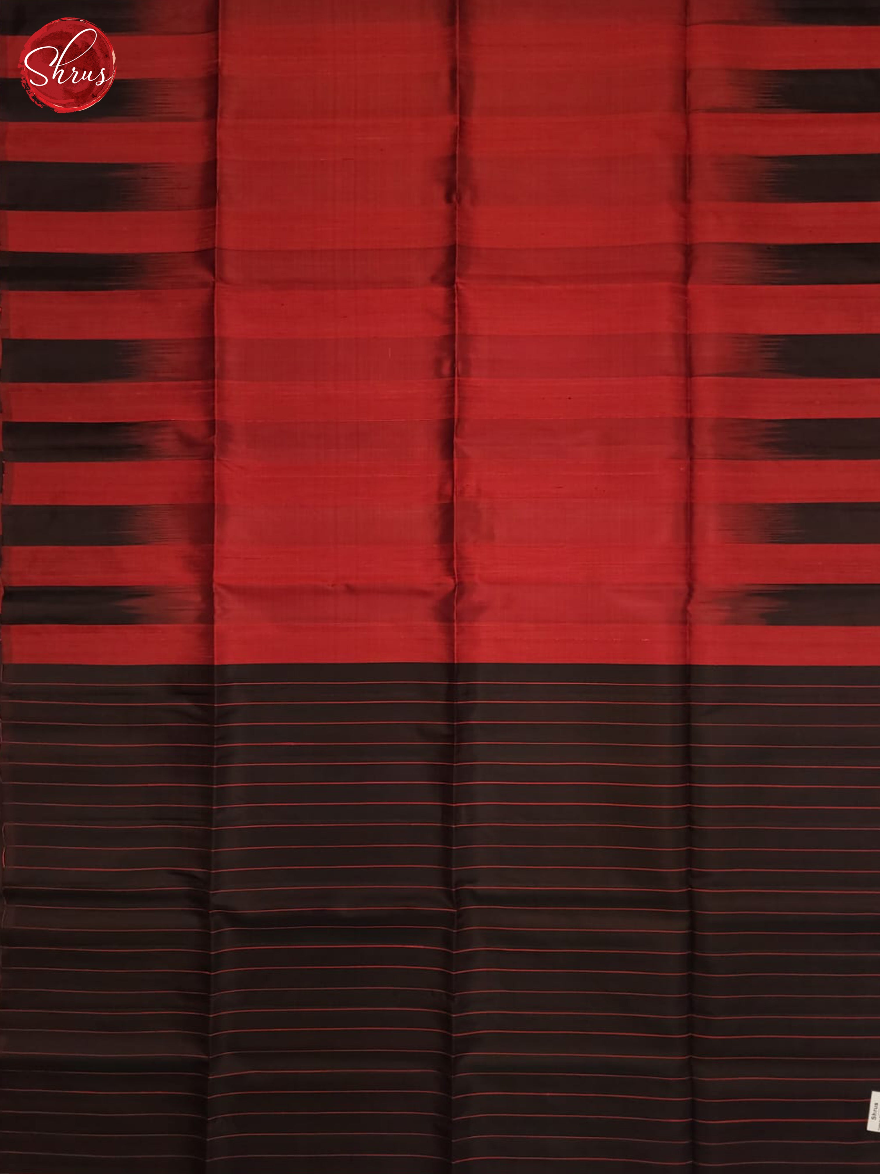 Red and black - Shop on ShrusEternity.com