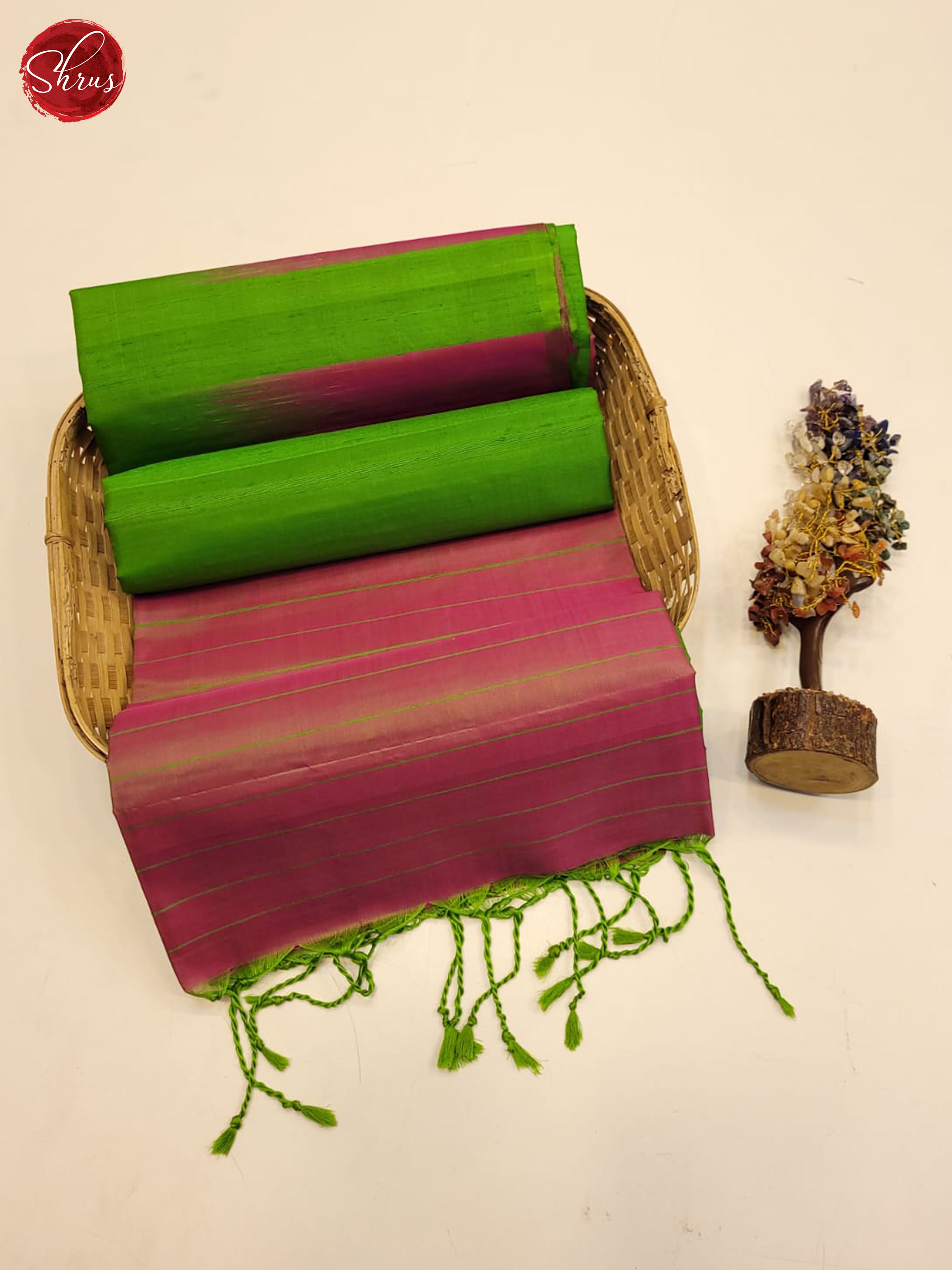 Green and pink - Shop on ShrusEternity.com