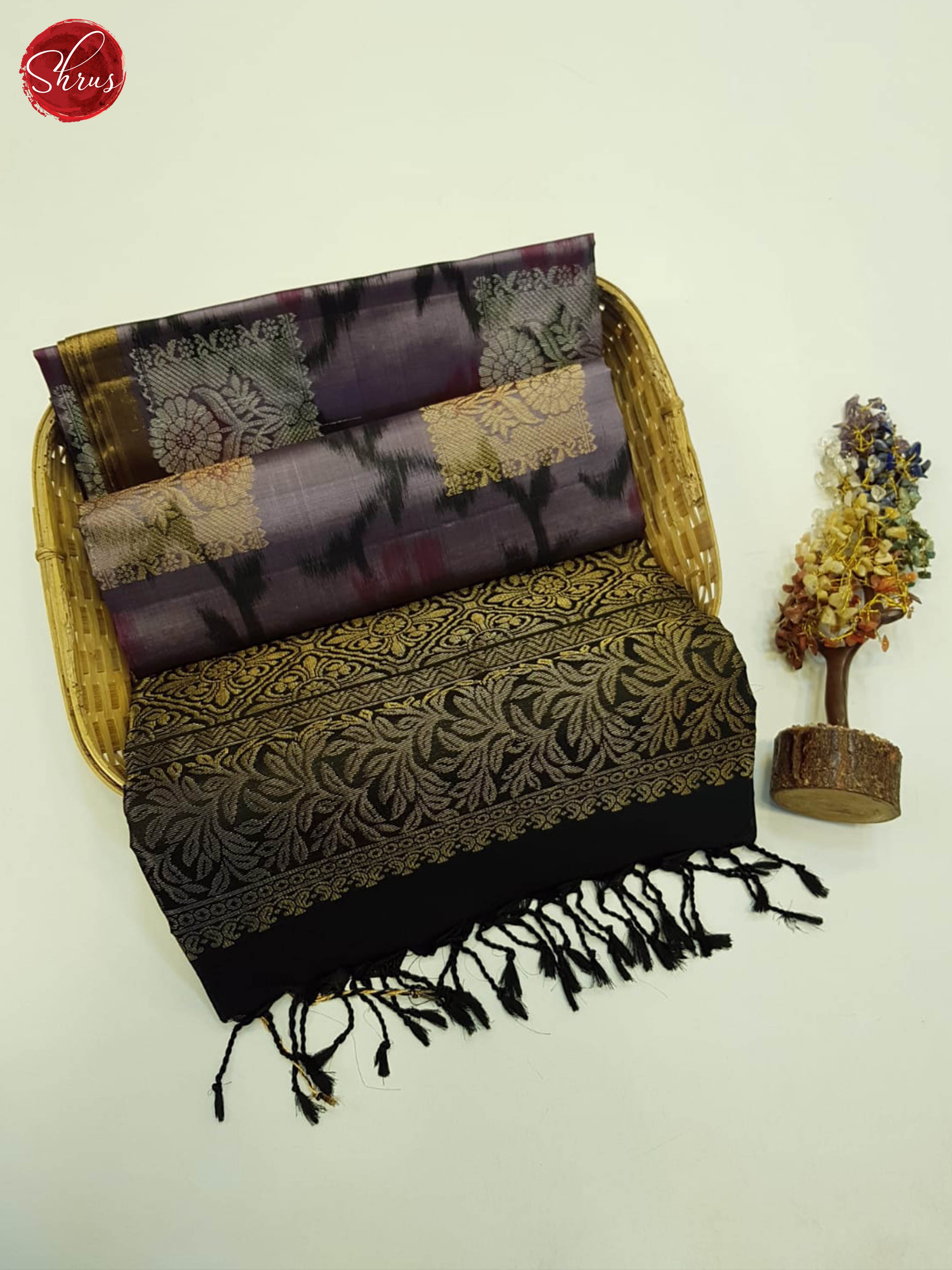 Mild Lavender And Black- Soft Silk Saree - Shop on ShrusEternity.com