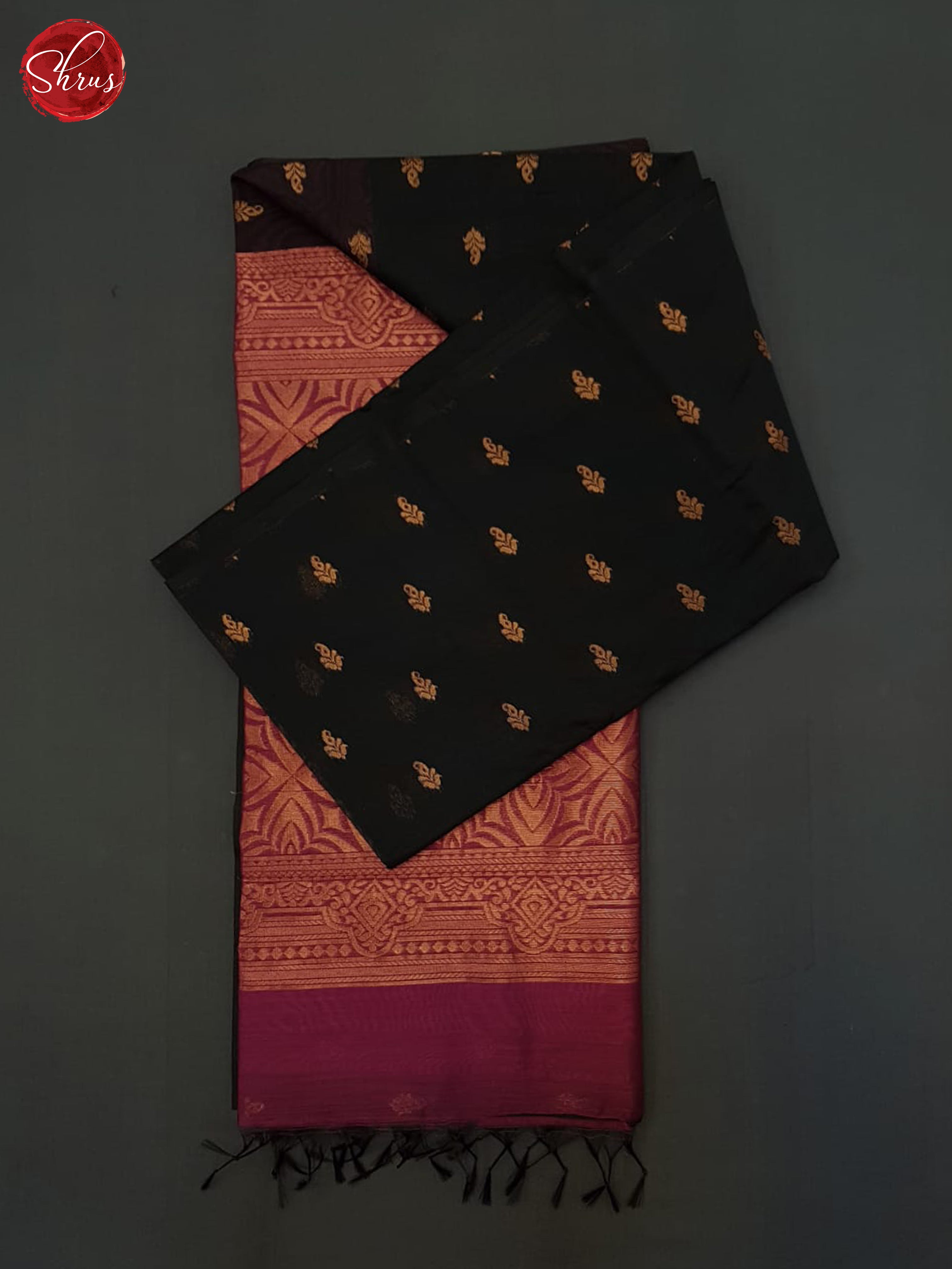 Black And Wine - Shop on ShrusEternity.com