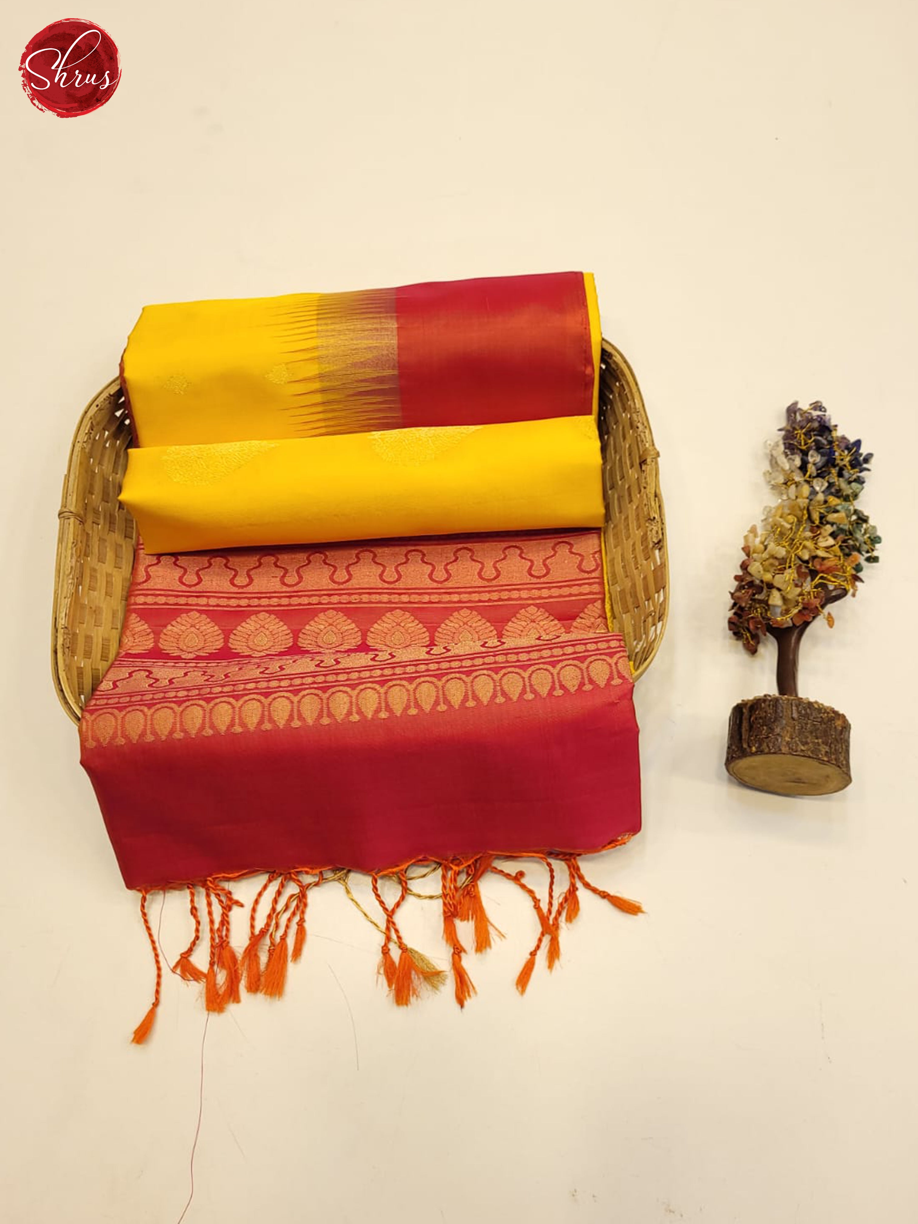 yellow and pink - Shop on ShrusEternity.com