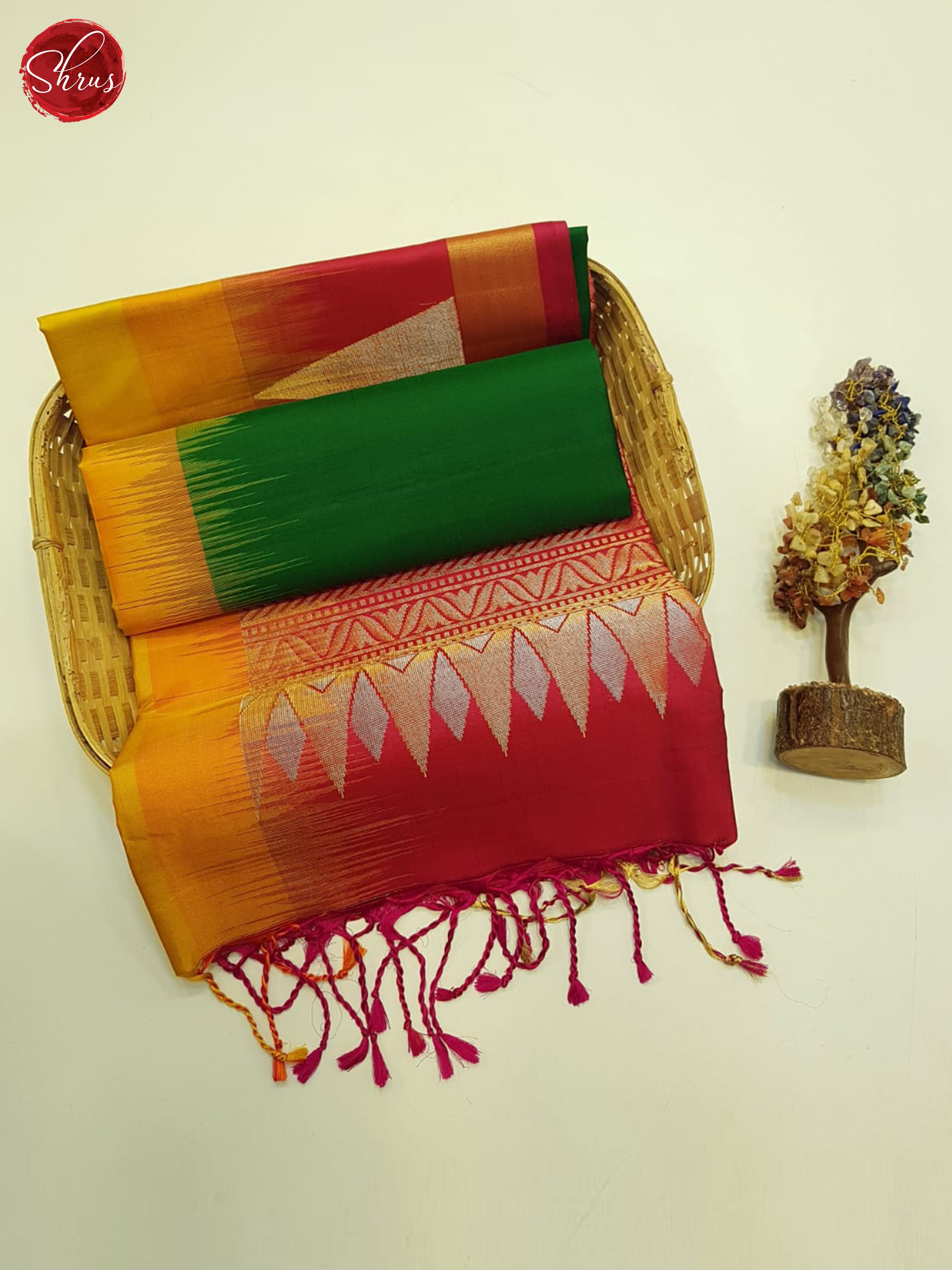 Green And Pink - Shop on ShrusEternity.com