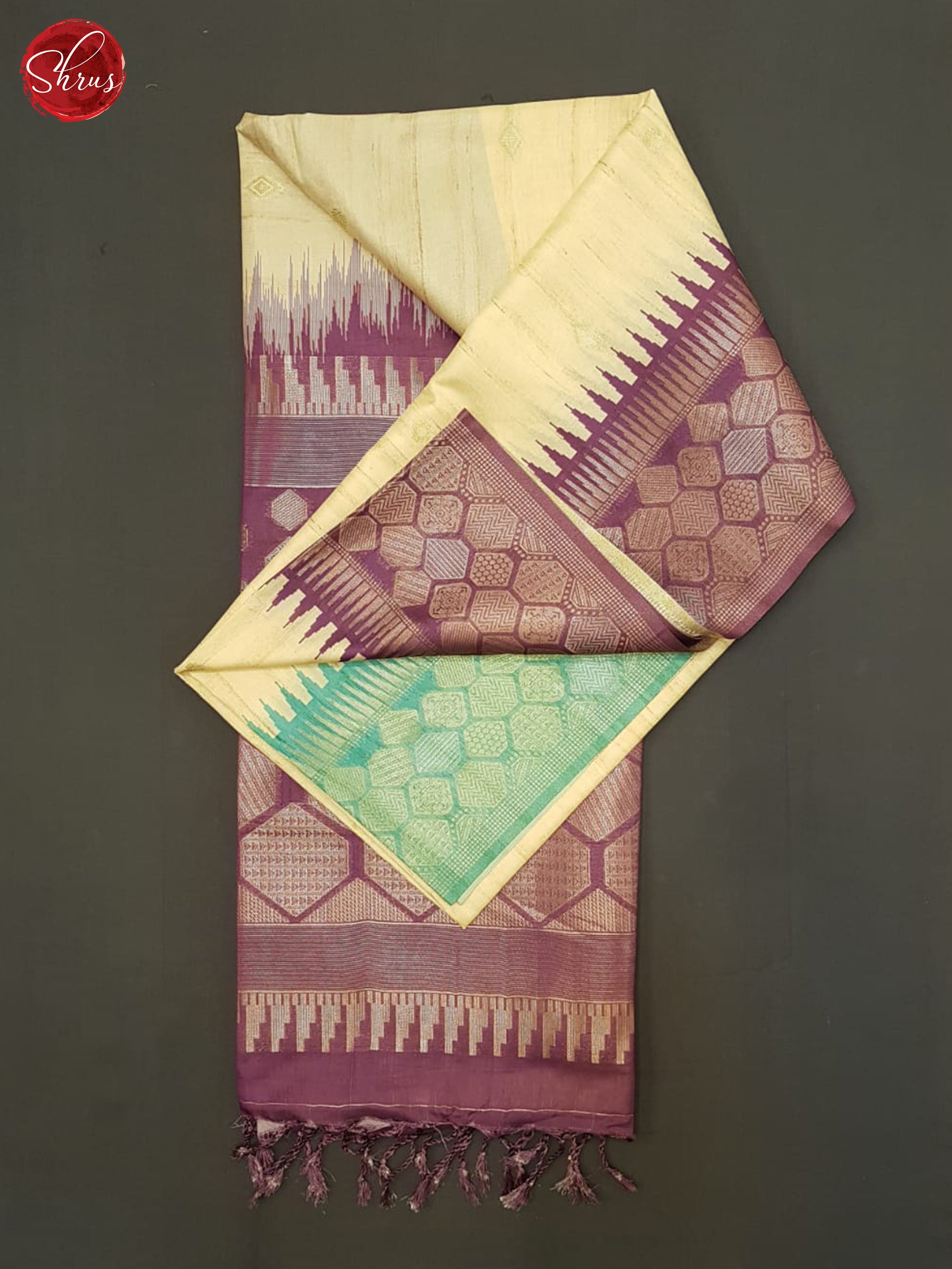 Beige Wine And Teal Green - Shop on ShrusEternity.com