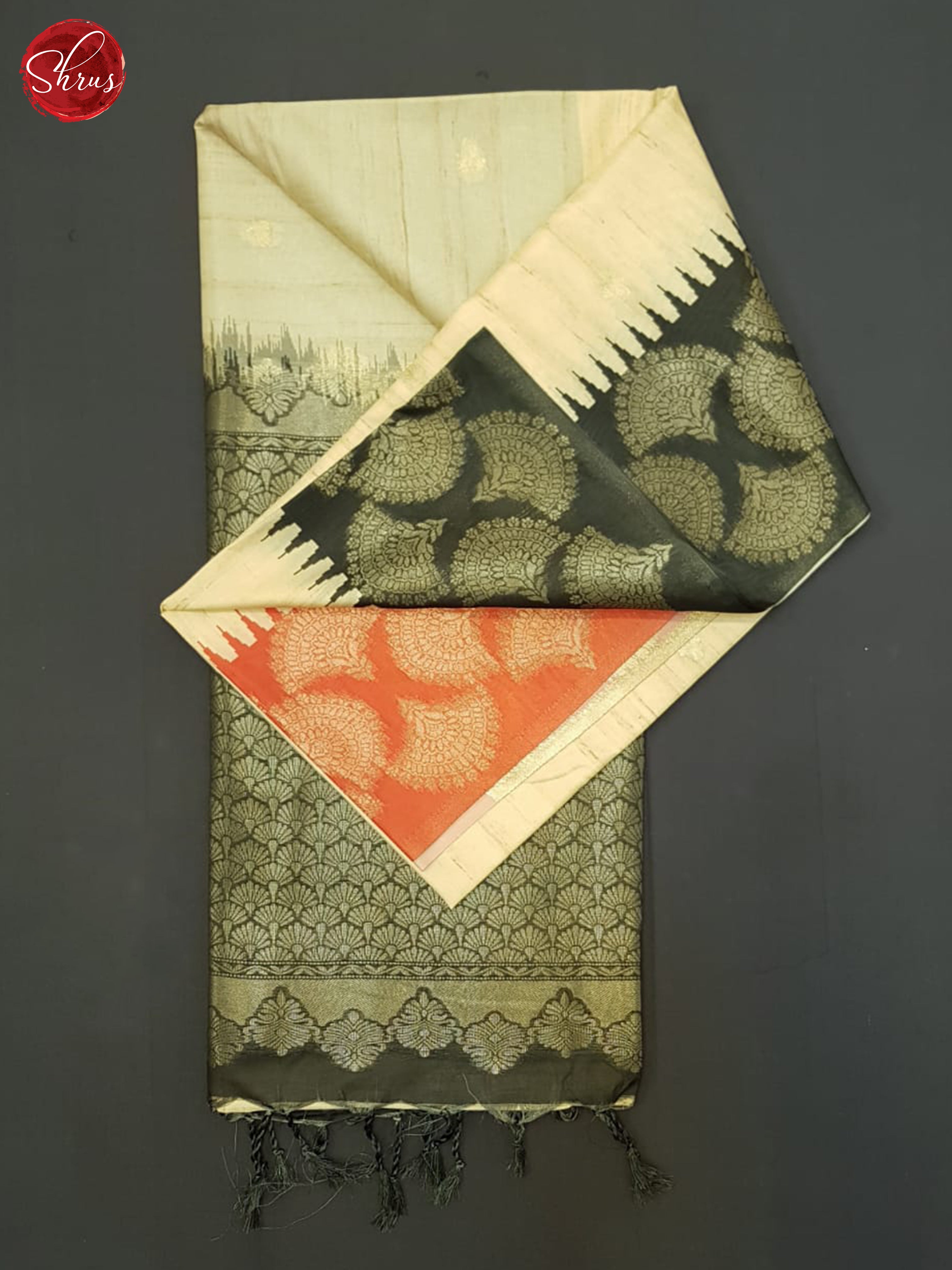 Beige Black And Red - Shop on ShrusEternity.com
