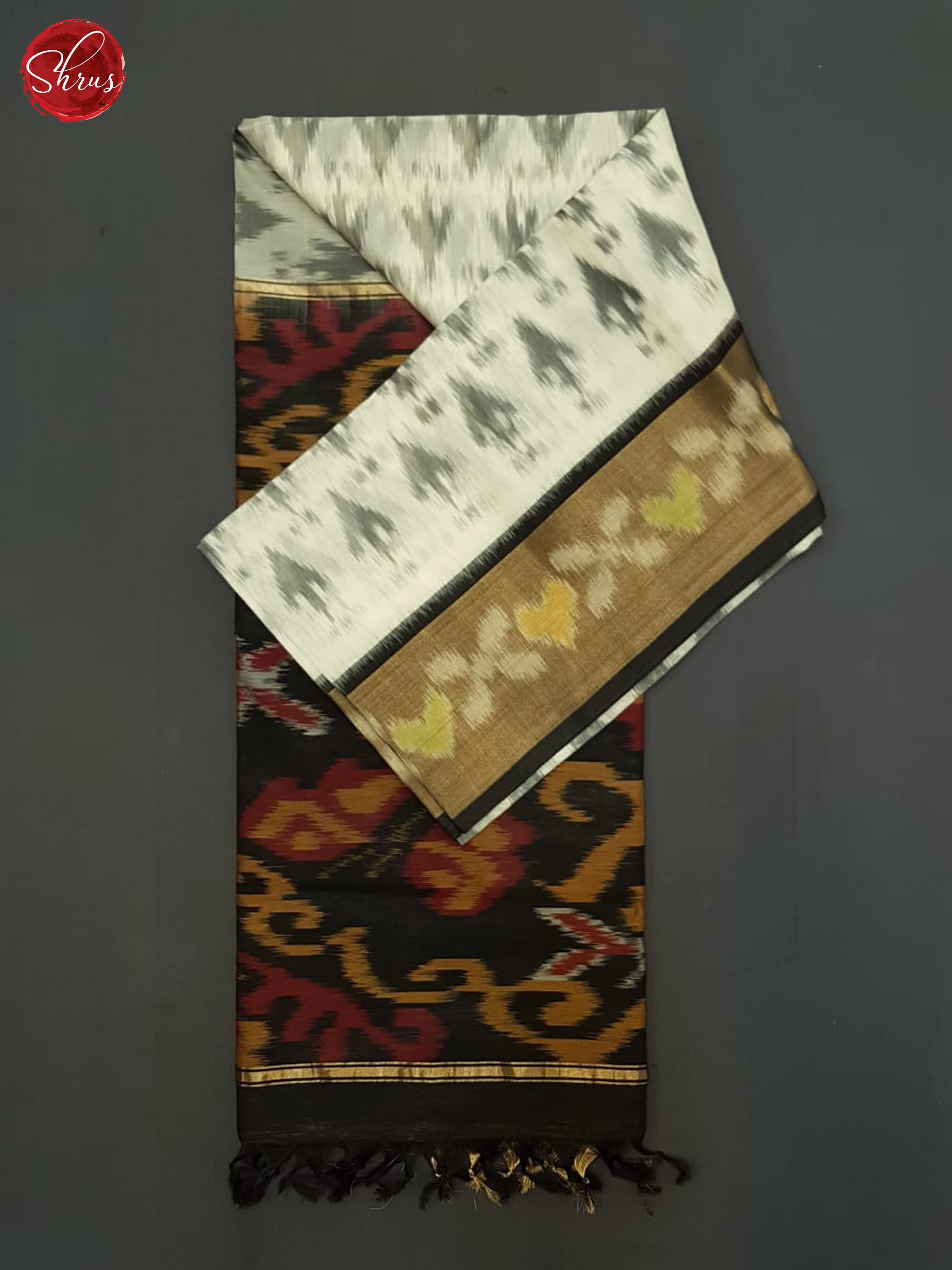 White And Black-Pochampally Silk Cotton Saree - Shop on ShrusEternity.com