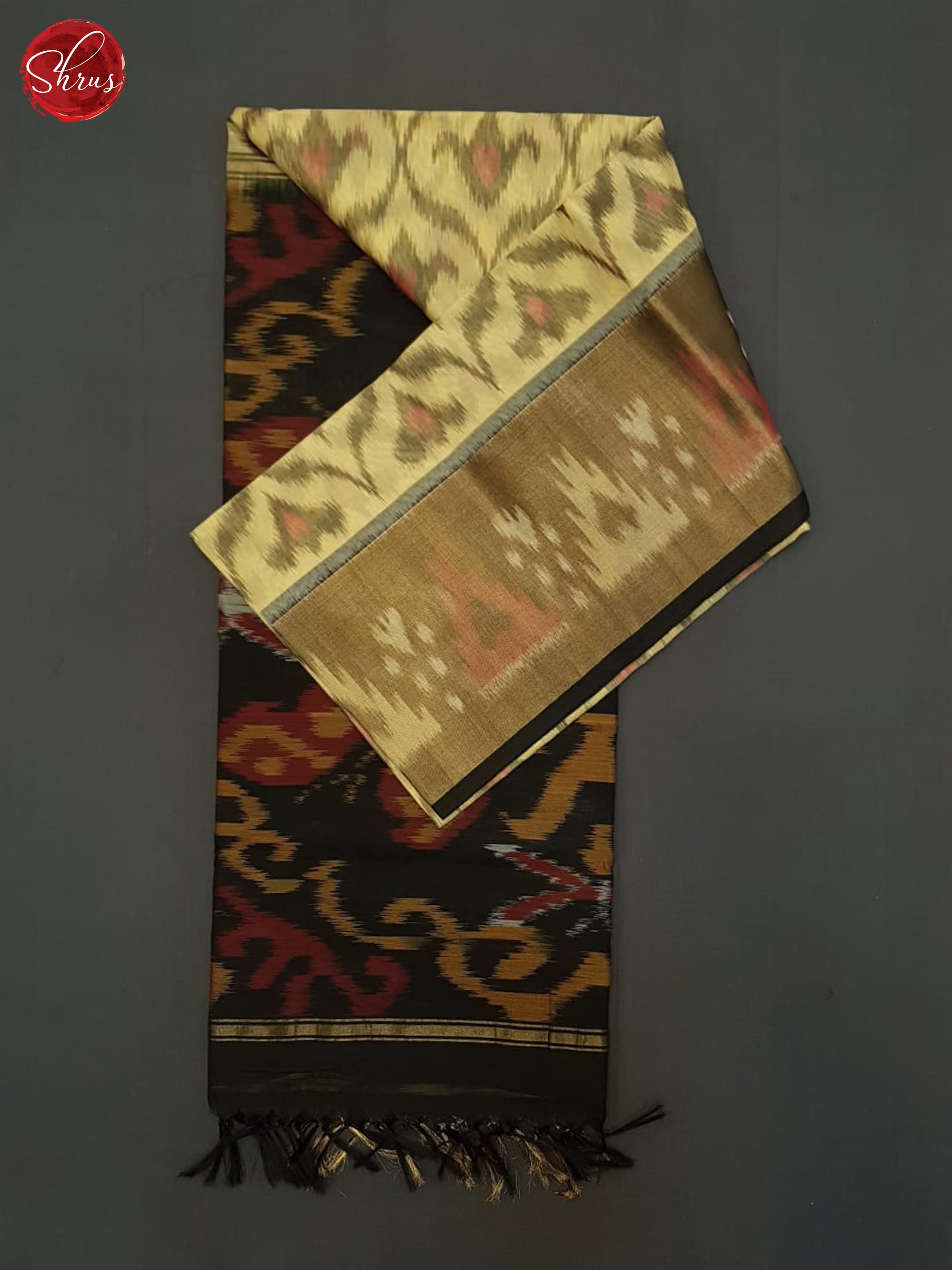 Beige And Black- Pochampally Silk Cotton Saree - Shop on ShrusEternity.com