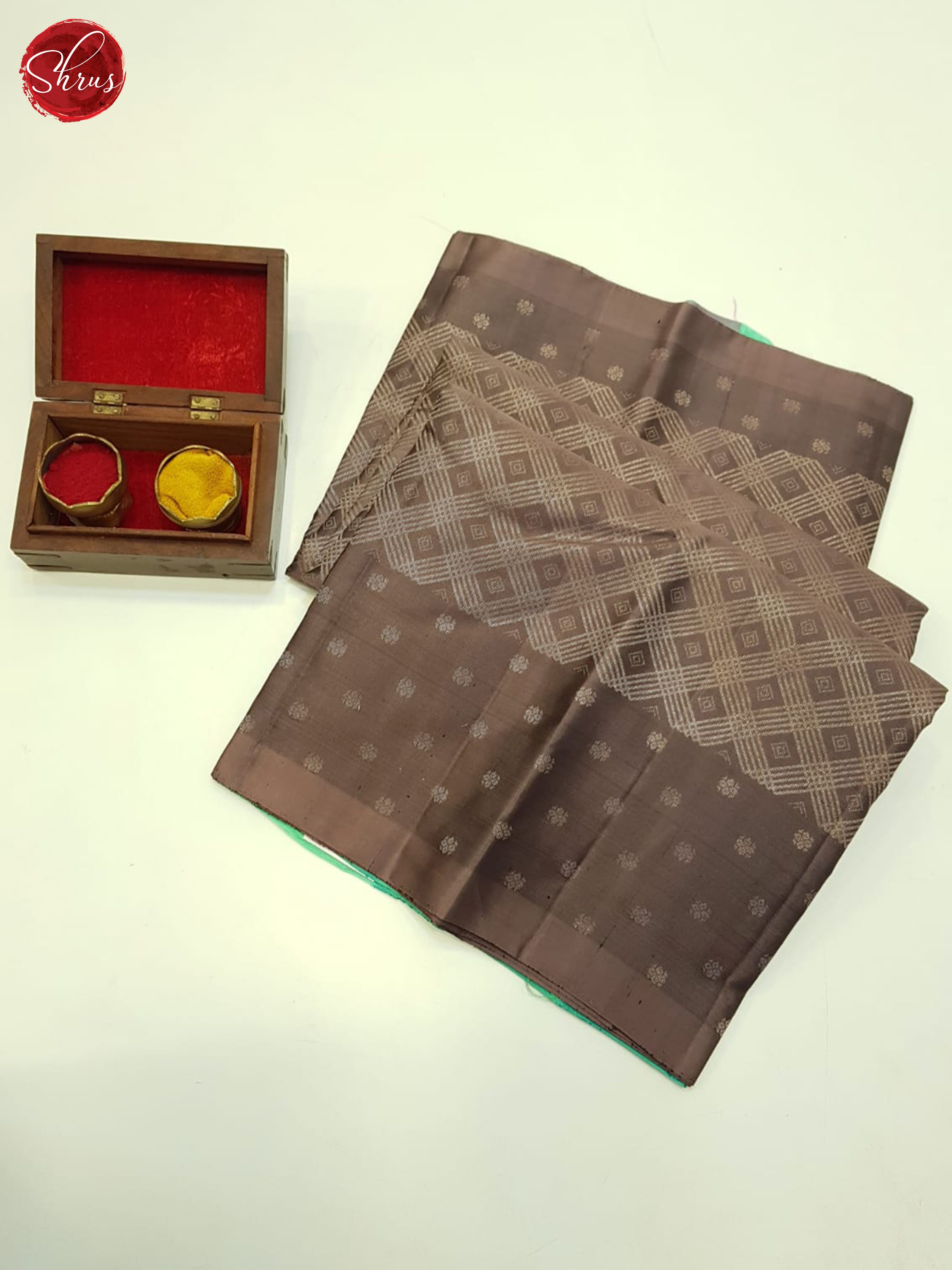 Brown And Green - Shop on ShrusEternity.com