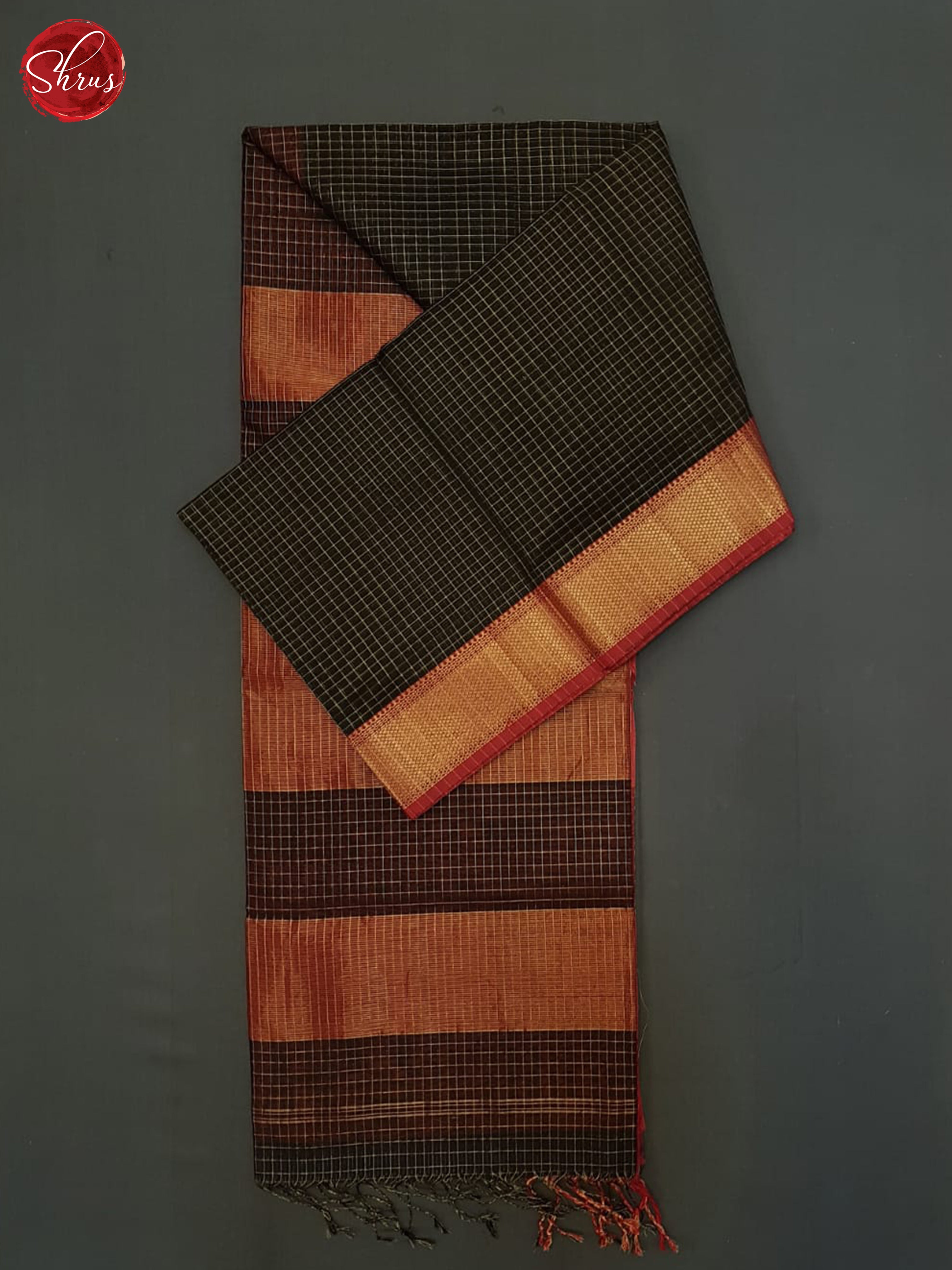 Black And Red- Maheshwari Silk Cotton Saree - Shop on ShrusEternity.com