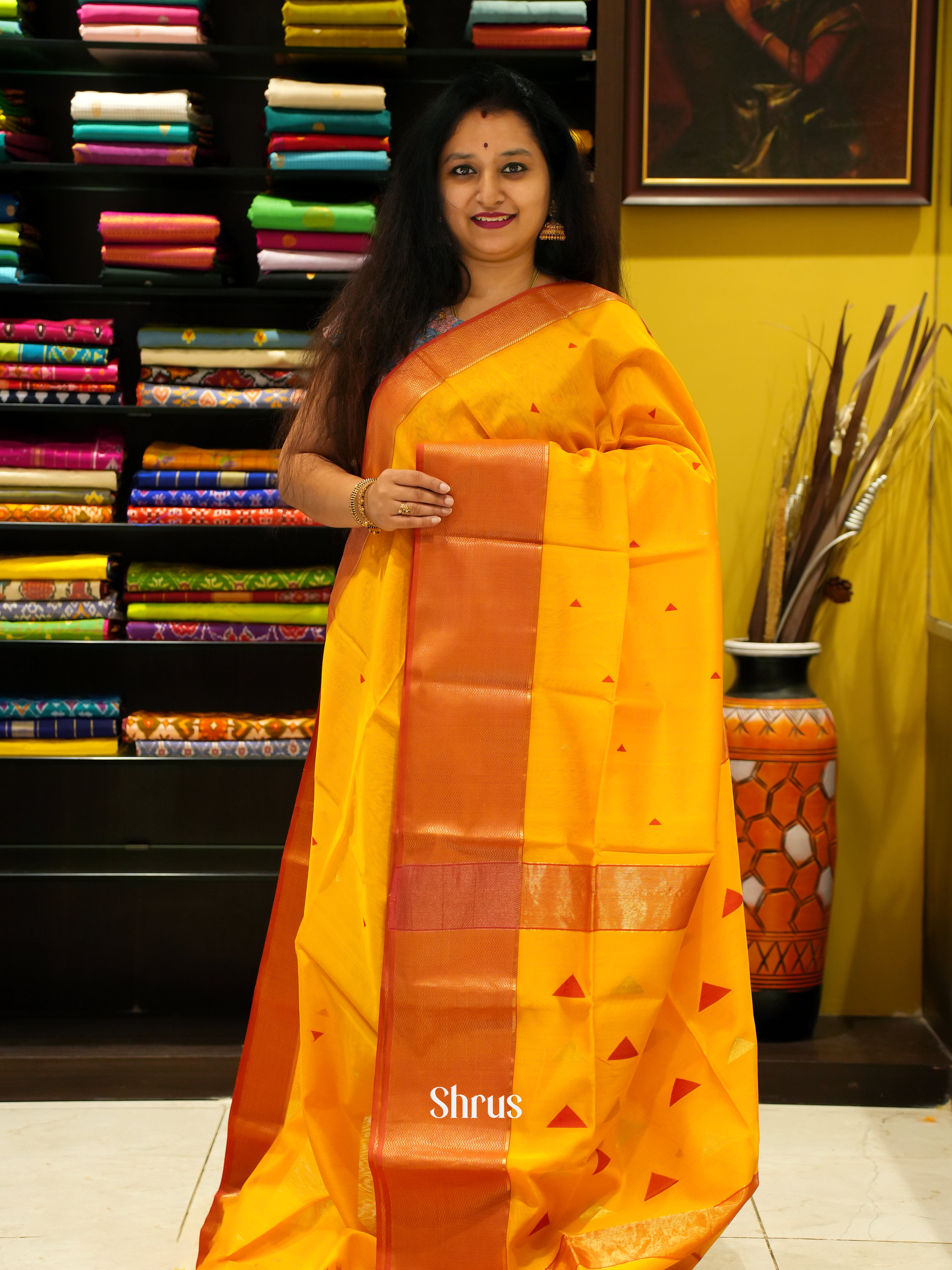 Yellow And Red- Maheshwari Silk cotton Saree - Shop on ShrusEternity.com