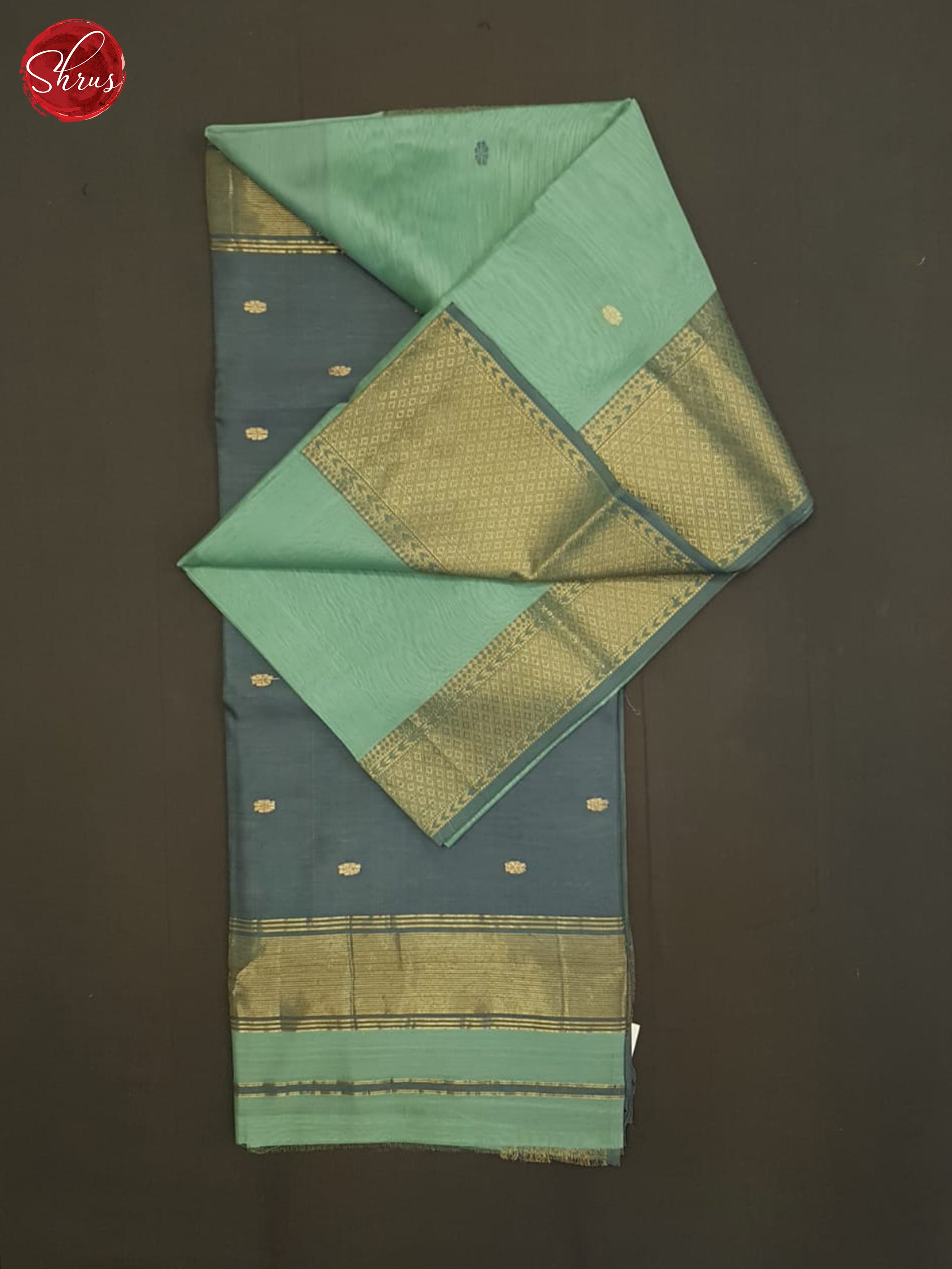Pastel Green And Grey- Maheshwari Silk Cotton Saree - Shop on ShrusEternity.com