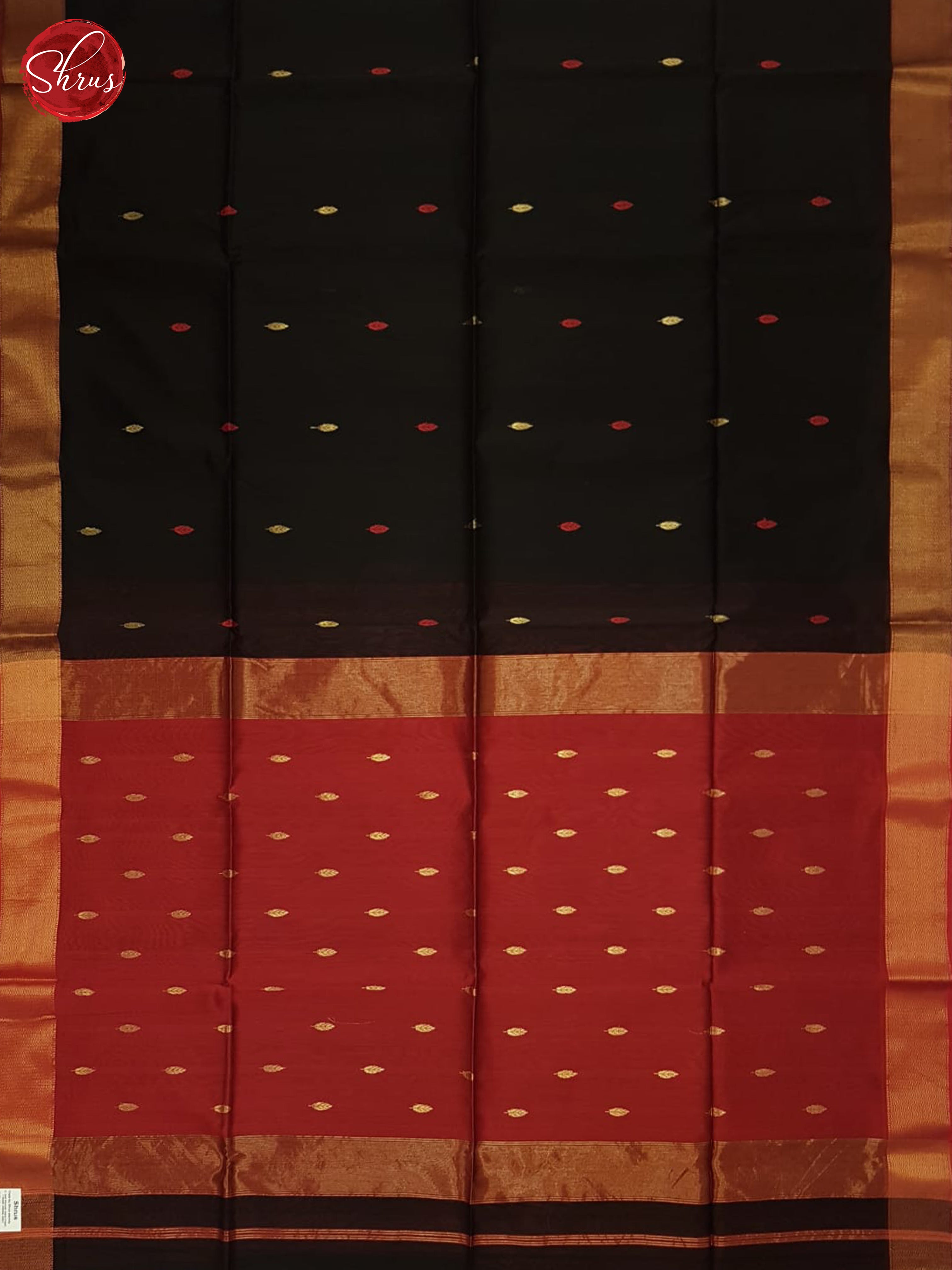 Black And Red- Maheshwari Silk Cotton Saree - Shop on ShrusEternity.com