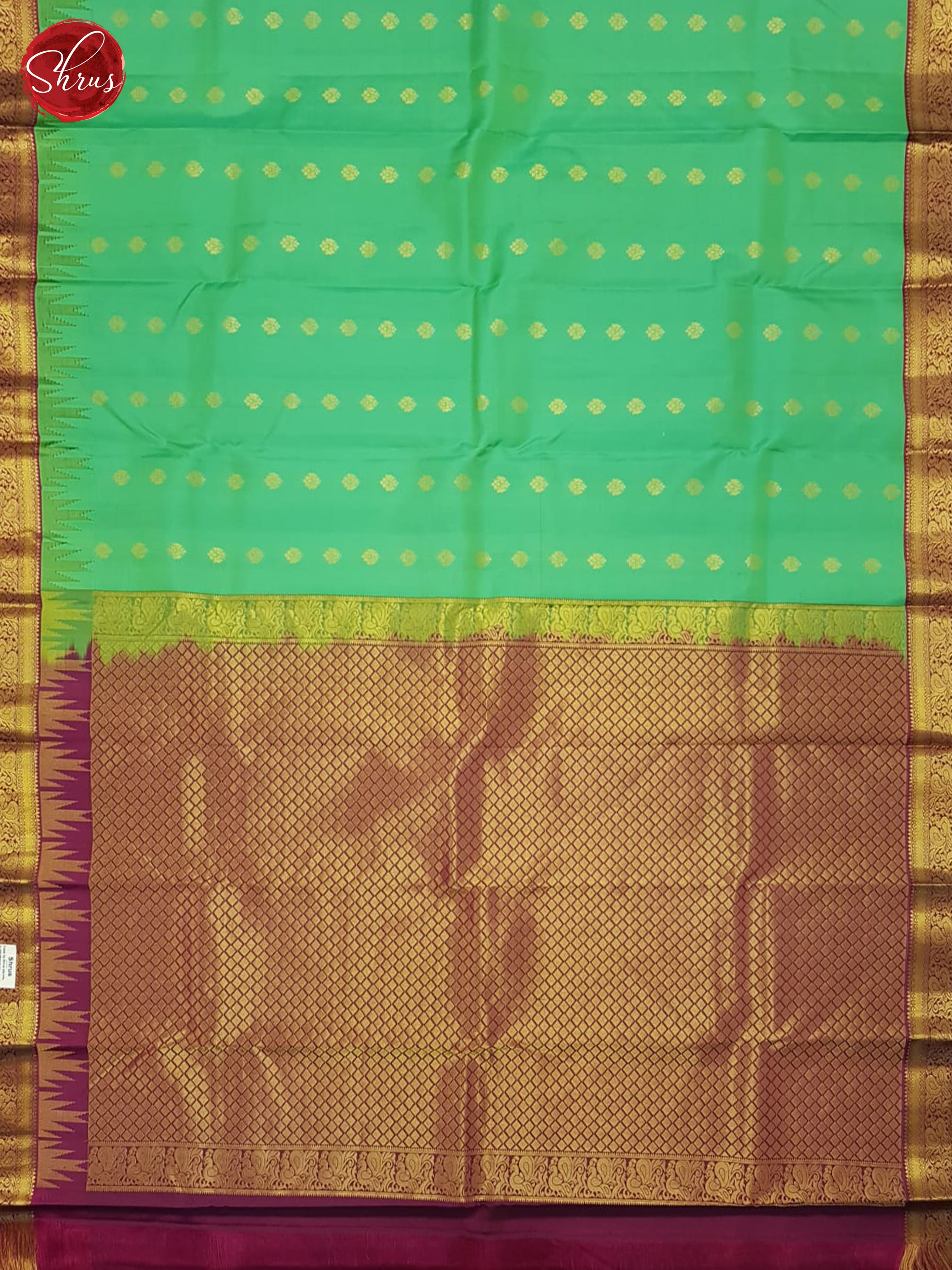 Bold Green And Maroon Kanchipuram Silk Saree With Zari Woven Floral Buttas-2