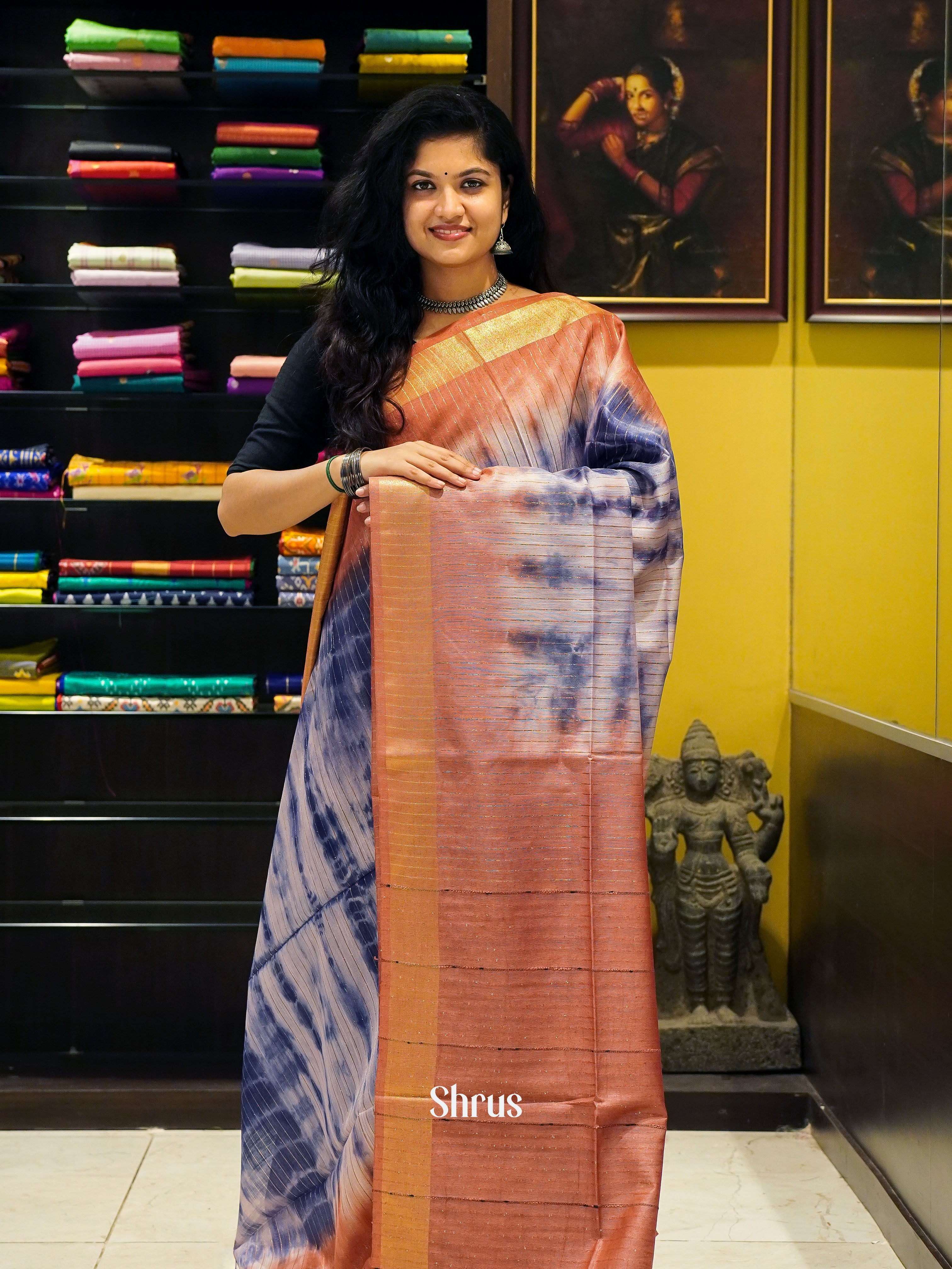 Onion Pink And Brick Brown- Shibori Saree - Shop on ShrusEternity.com