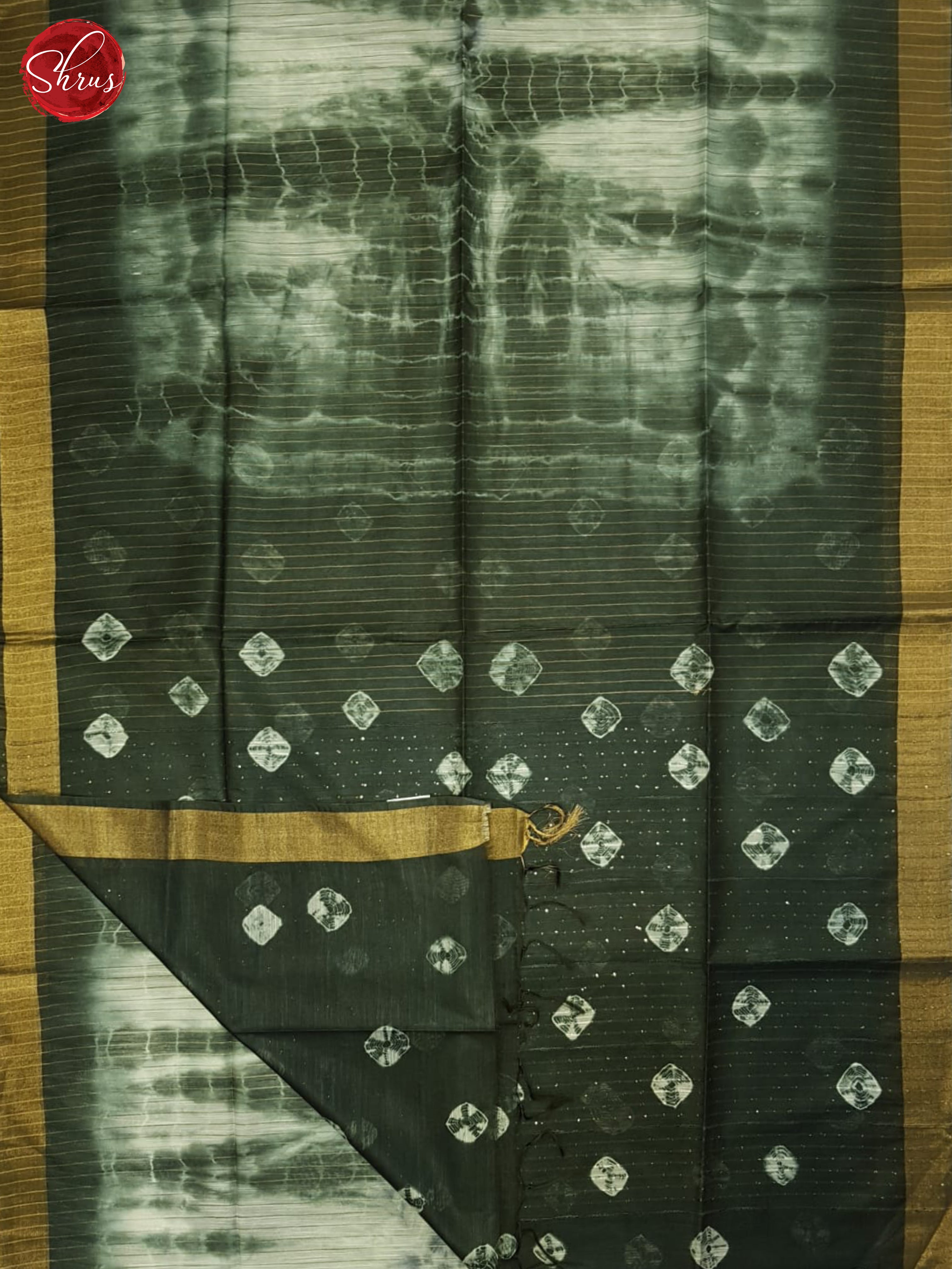 Cream & Green- Shibori Saree - Shop on ShrusEternity.com