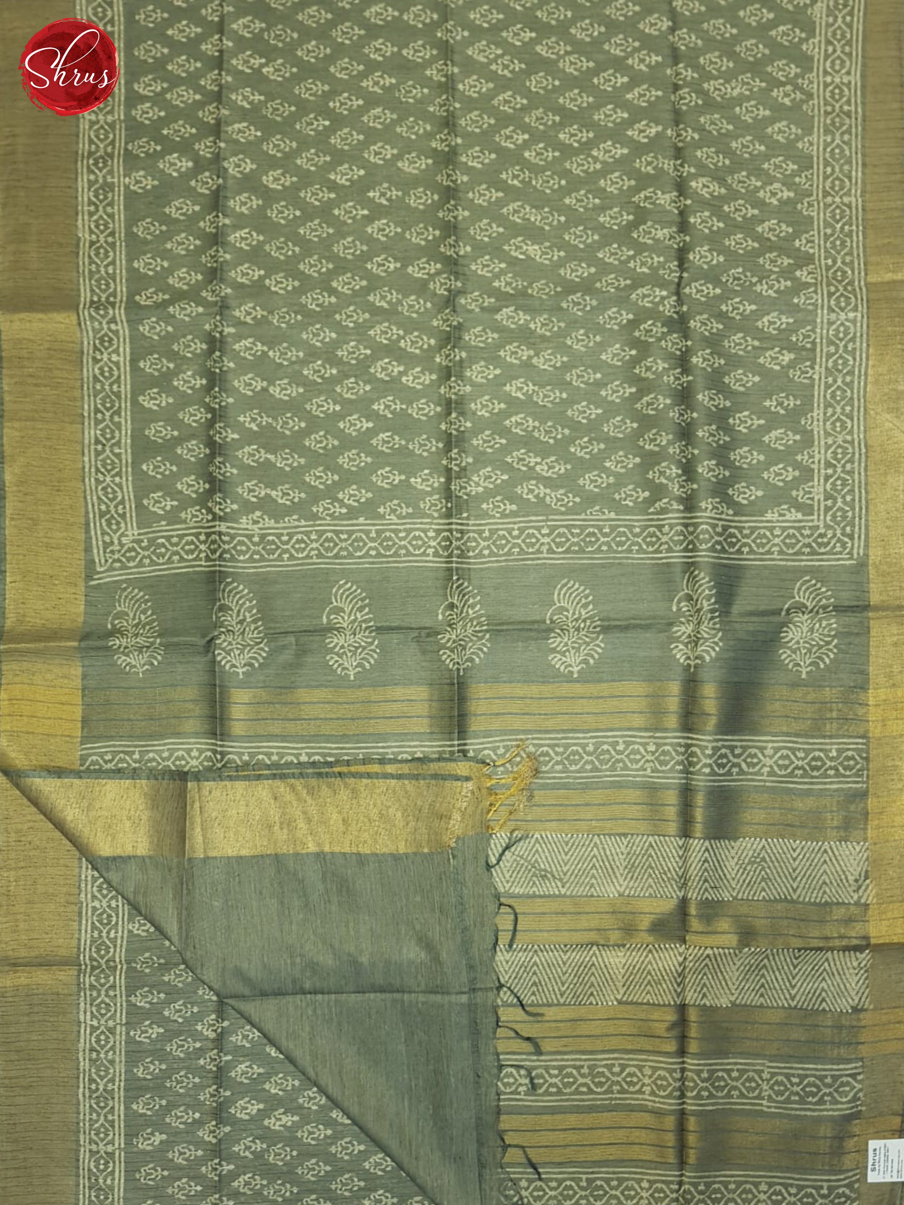 Grey(Single tone)- Semi Gicha Saree - Shop on ShrusEternity.com