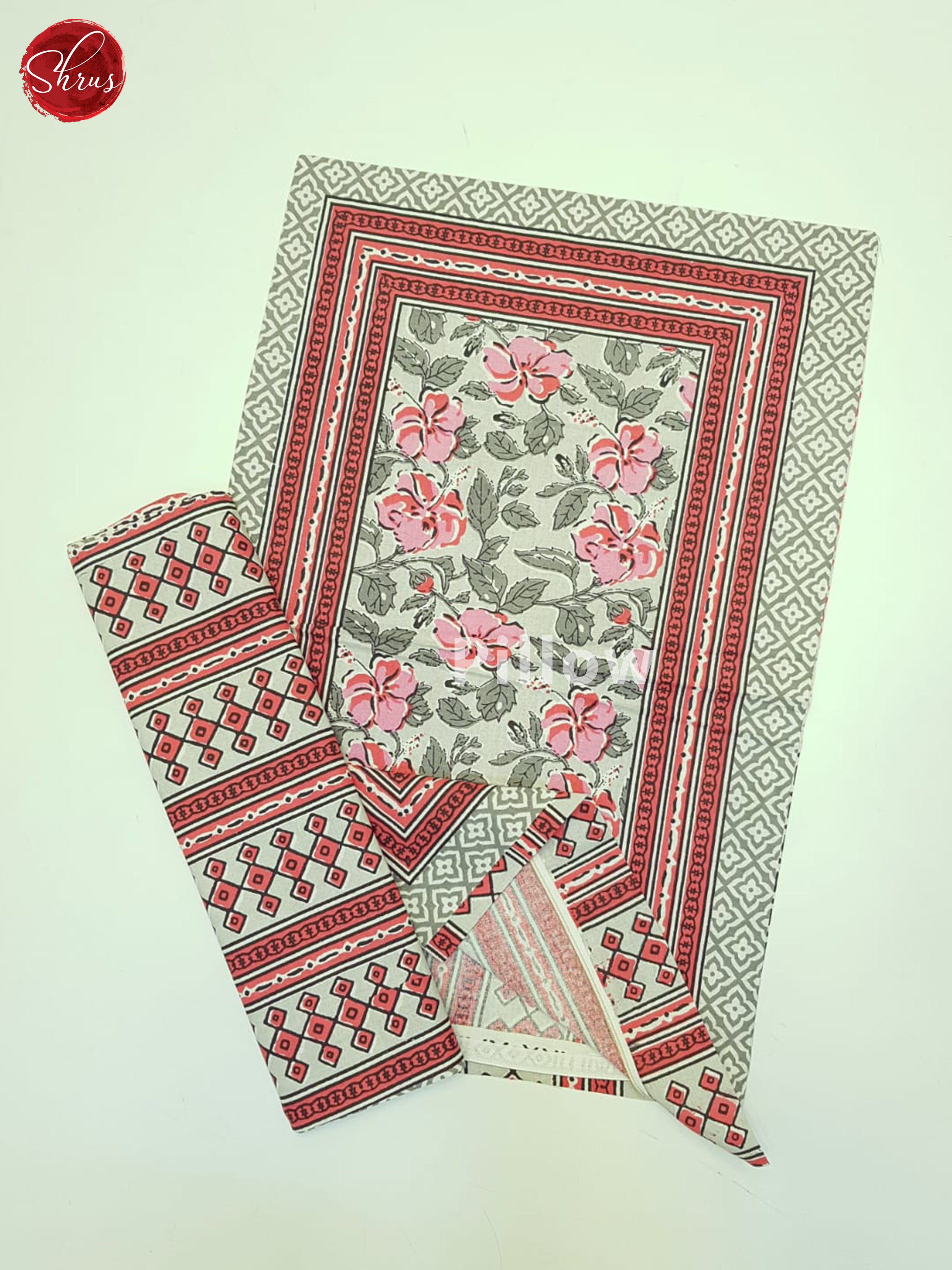 Grey And Red - Shop on ShrusEternity.com
