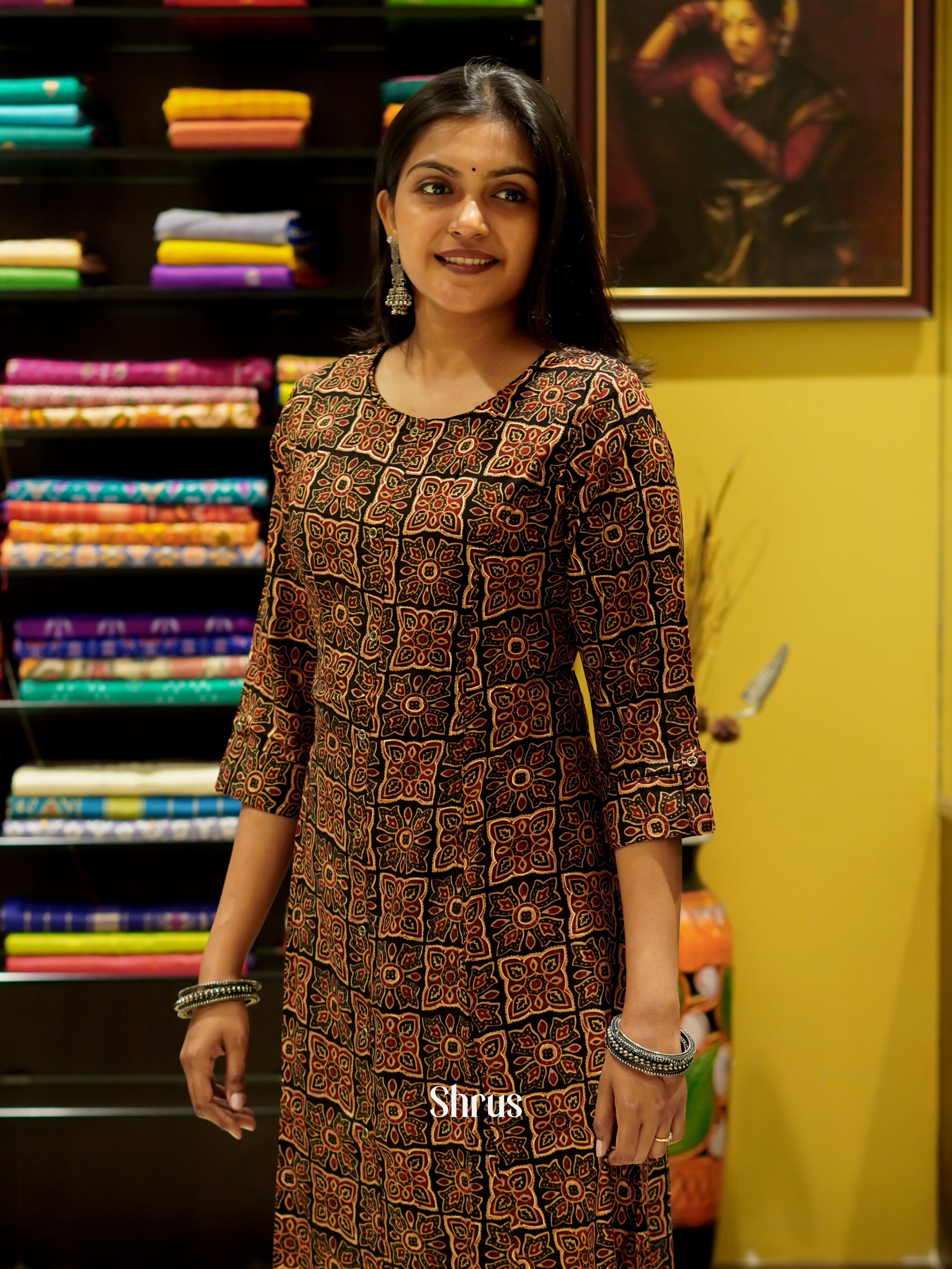 Black - Casual Printed Readymade Kurti - Shop on ShrusEternity.com