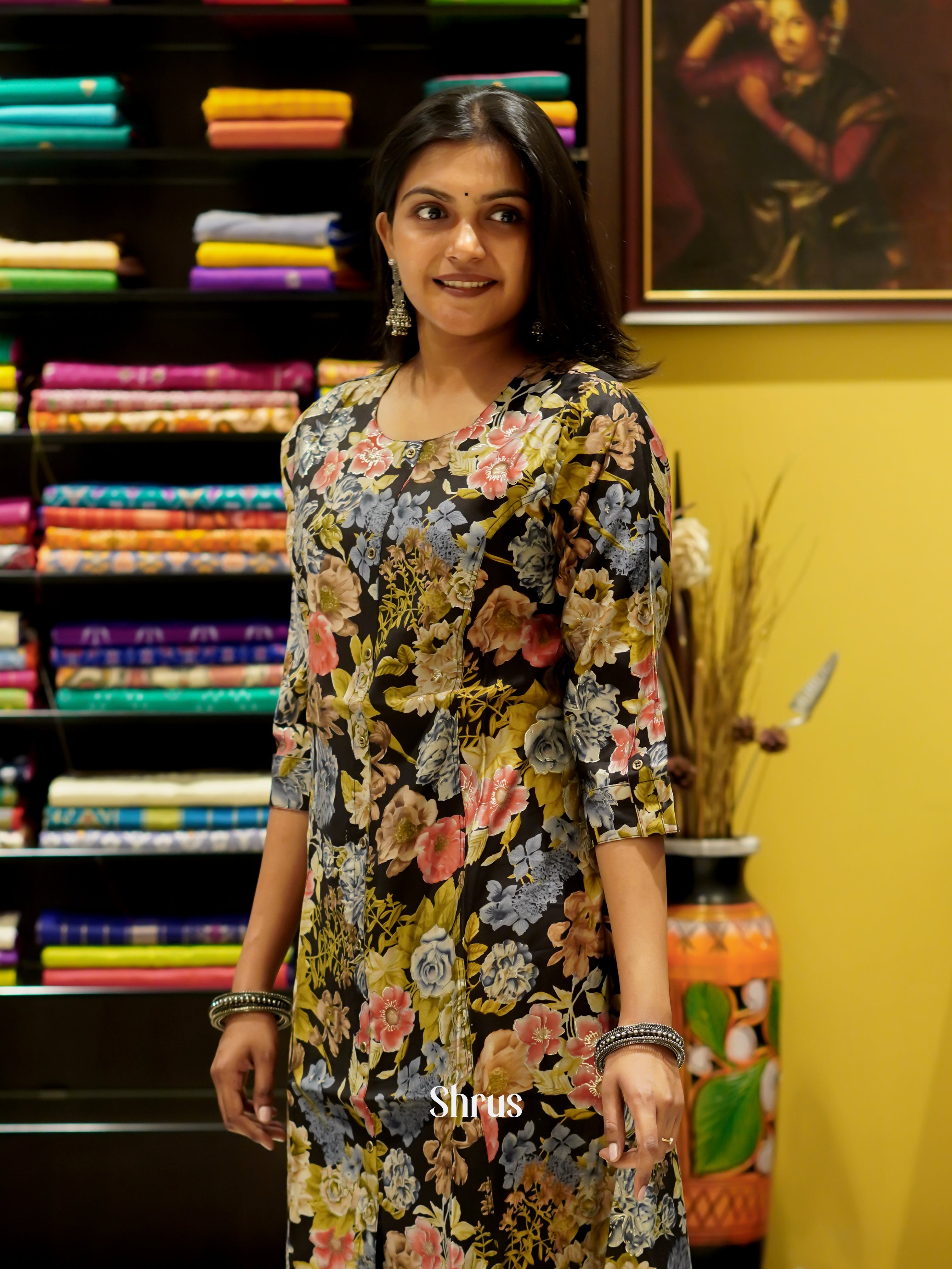 Black & Green - Readymade Kurti - Shop on ShrusEternity.com