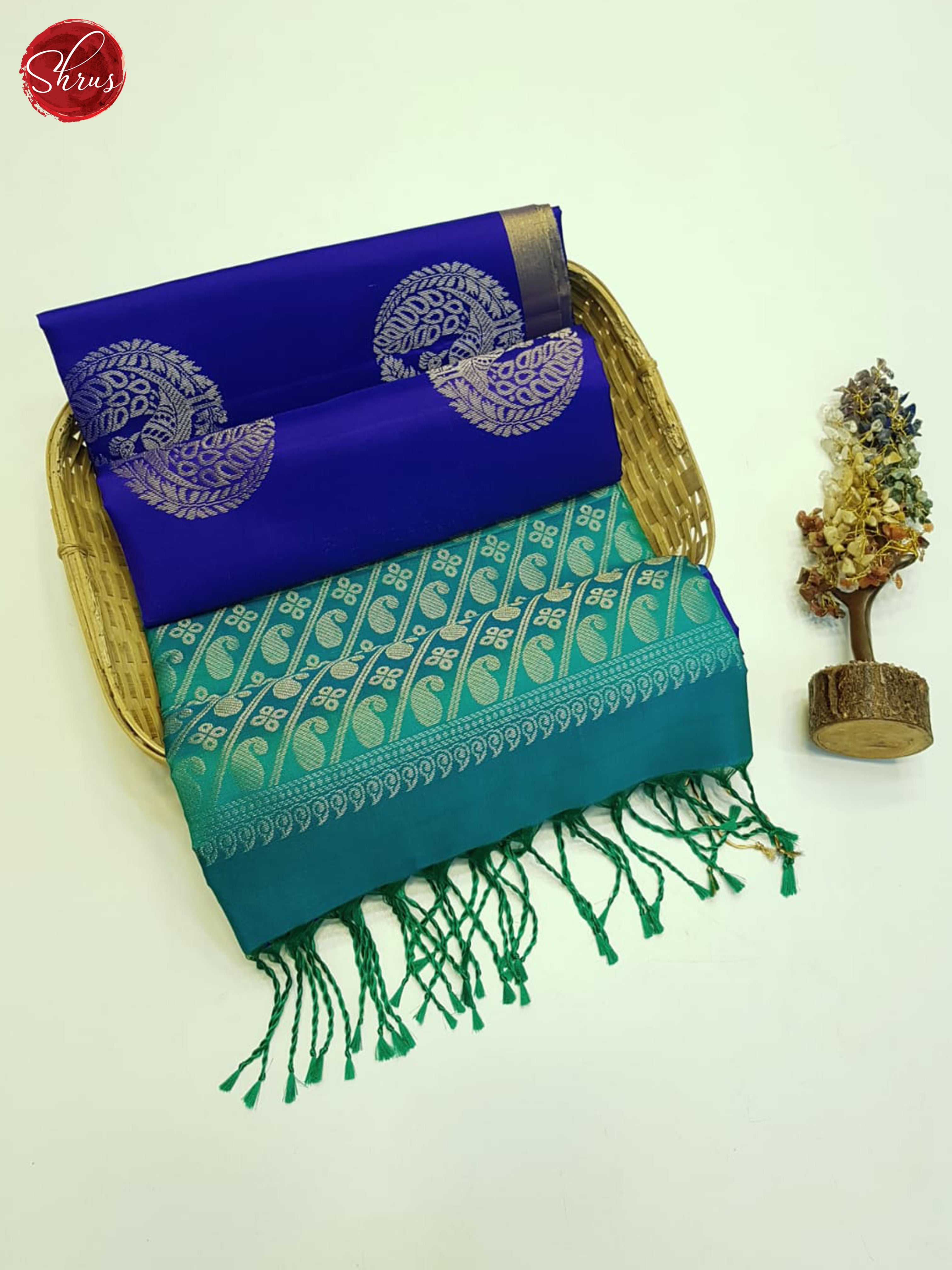 Blue And Teal Green - Soft Silk - Shop on ShrusEternity.com