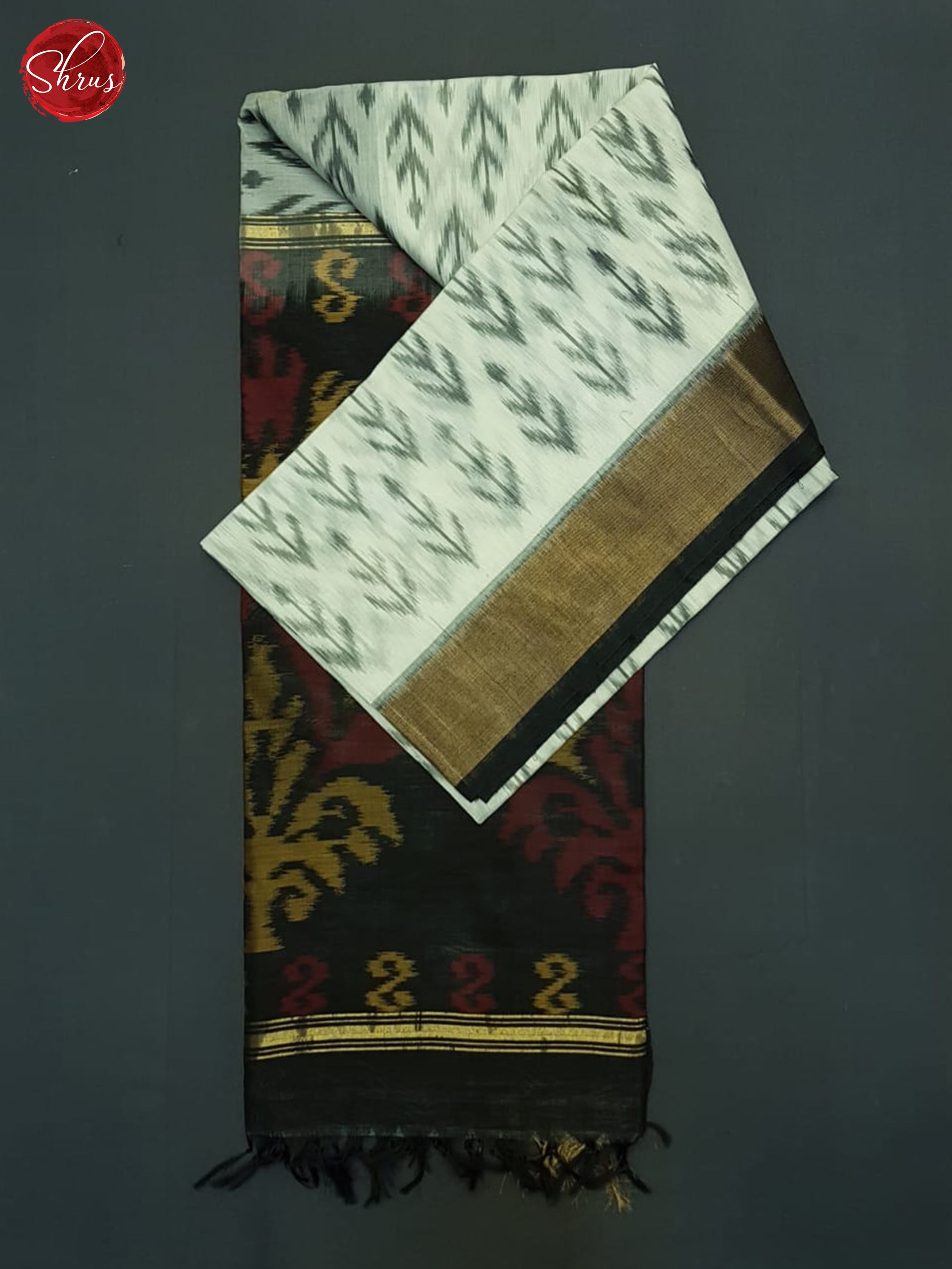 Cream And Black- Pochampally Silk Cotton Saree - Shop on ShrusEternity.com