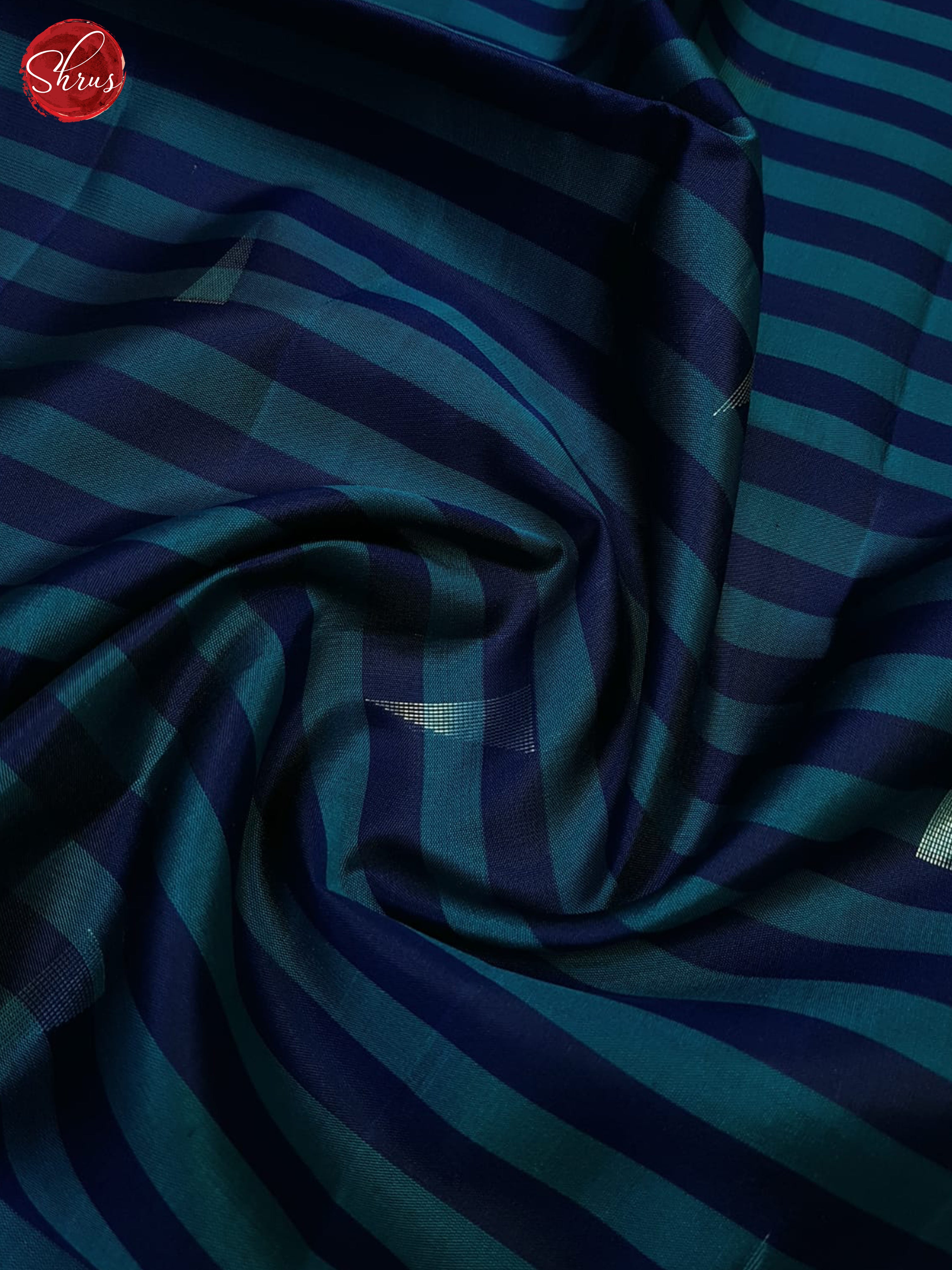 Blue And Red - Shop on ShrusEternity.com