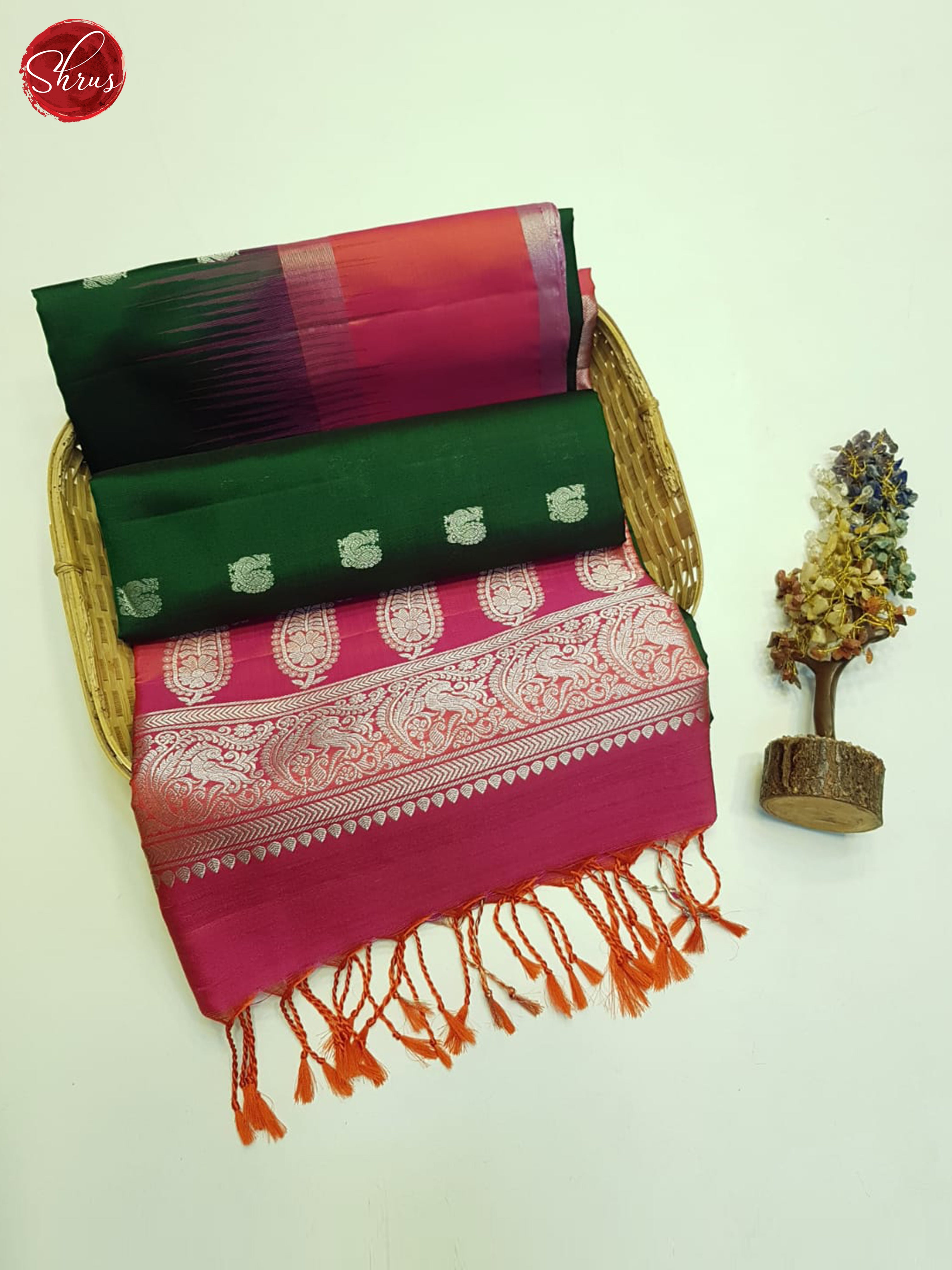 Green And Pink - Shop on ShrusEternity.com