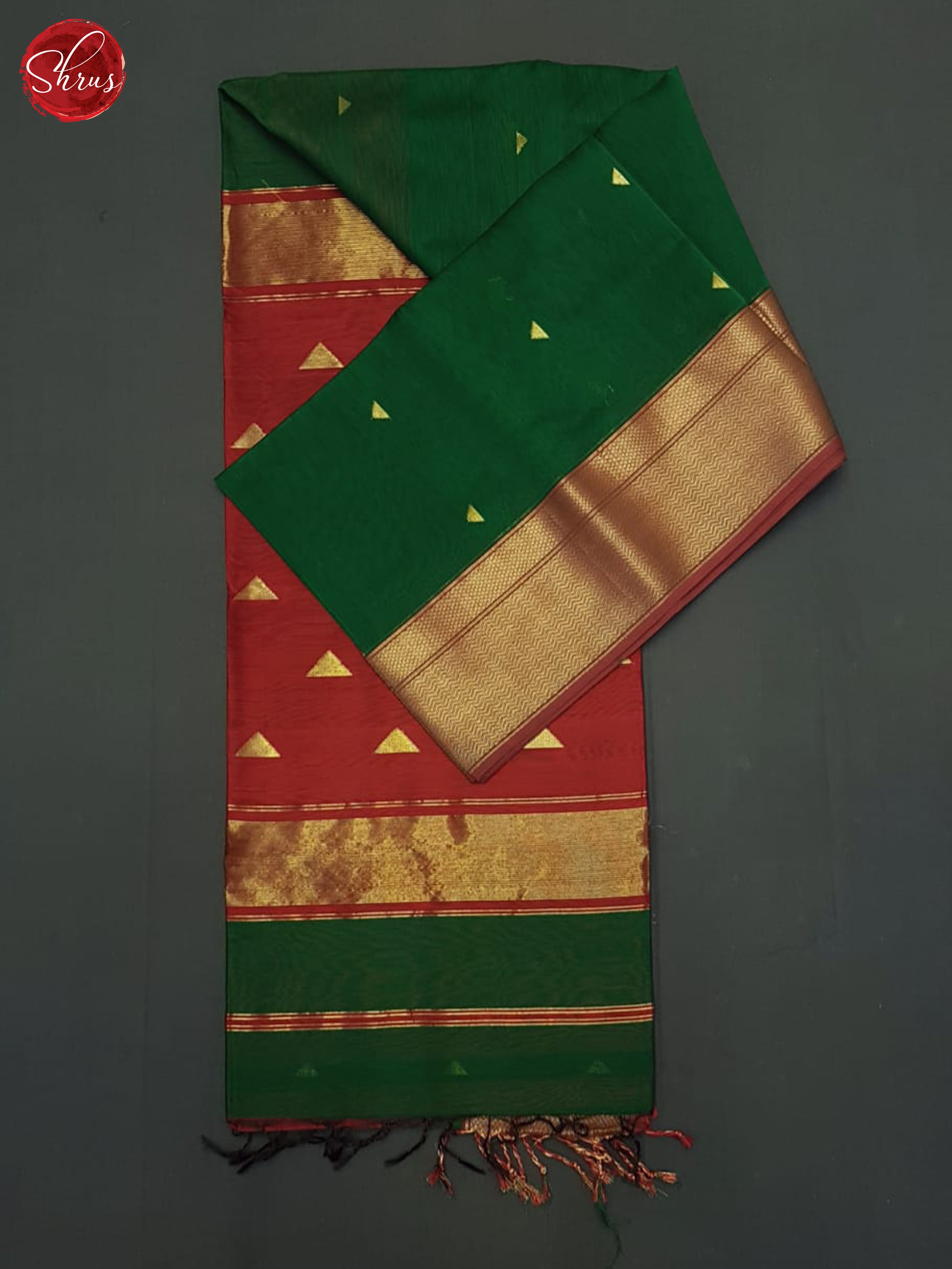 Green & REd- Maheshwari silkcotton Saree - Shop on ShrusEternity.com