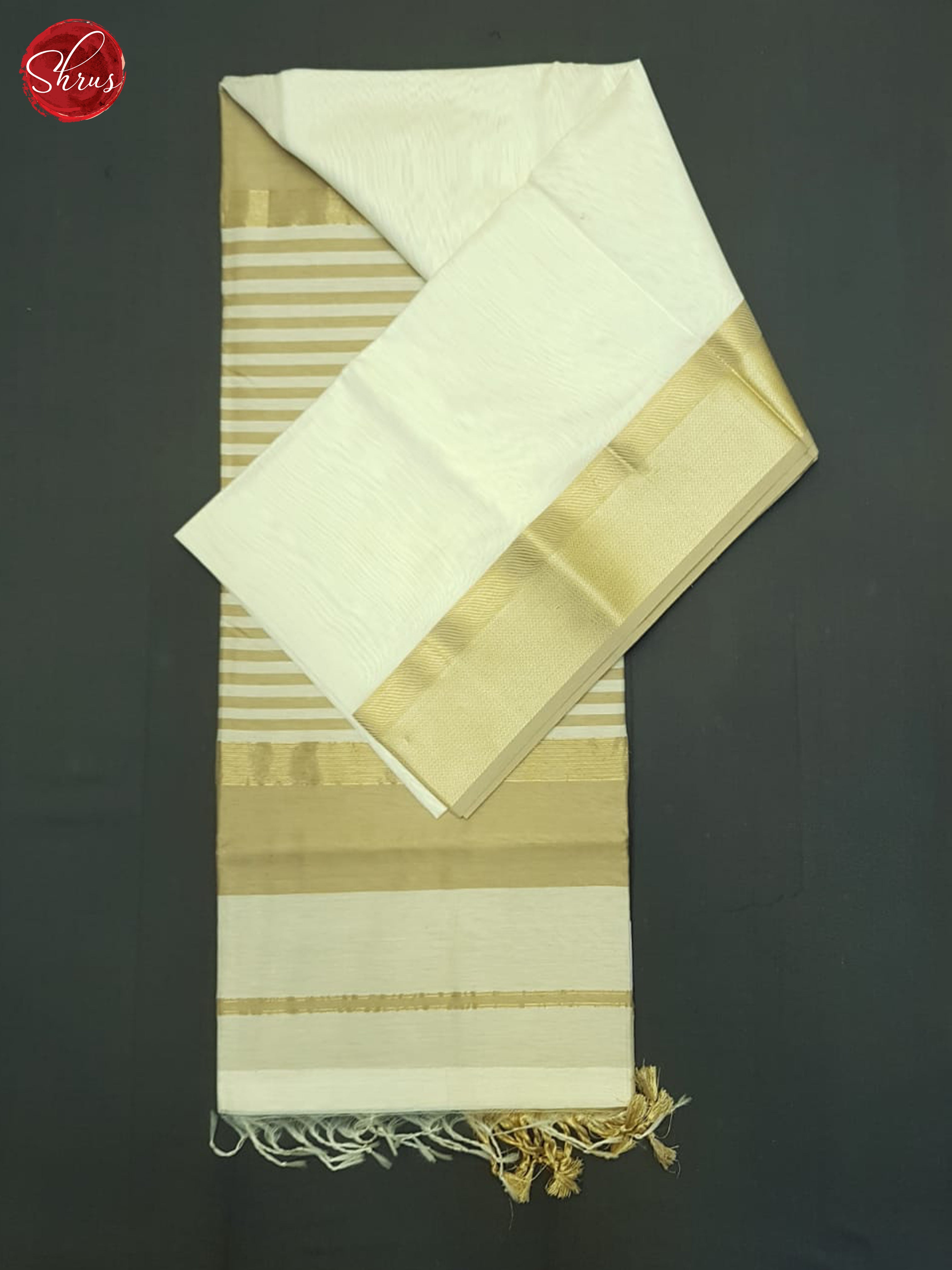 Cream and Beige - Maheshwari silkcotton Saree - Shop on ShrusEternity.com