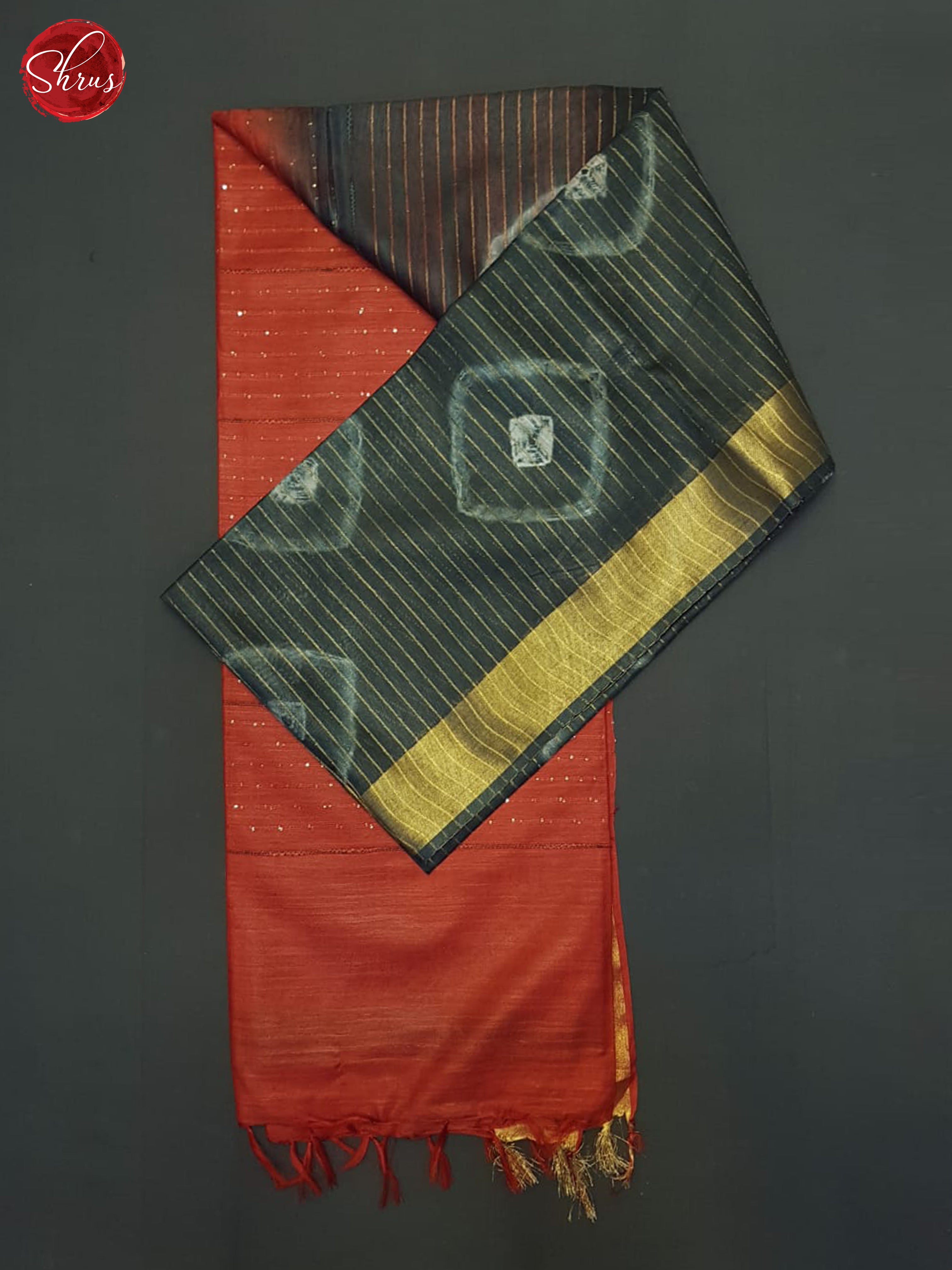 Grey And red- Shibori Saree - Shop on ShrusEternity.com