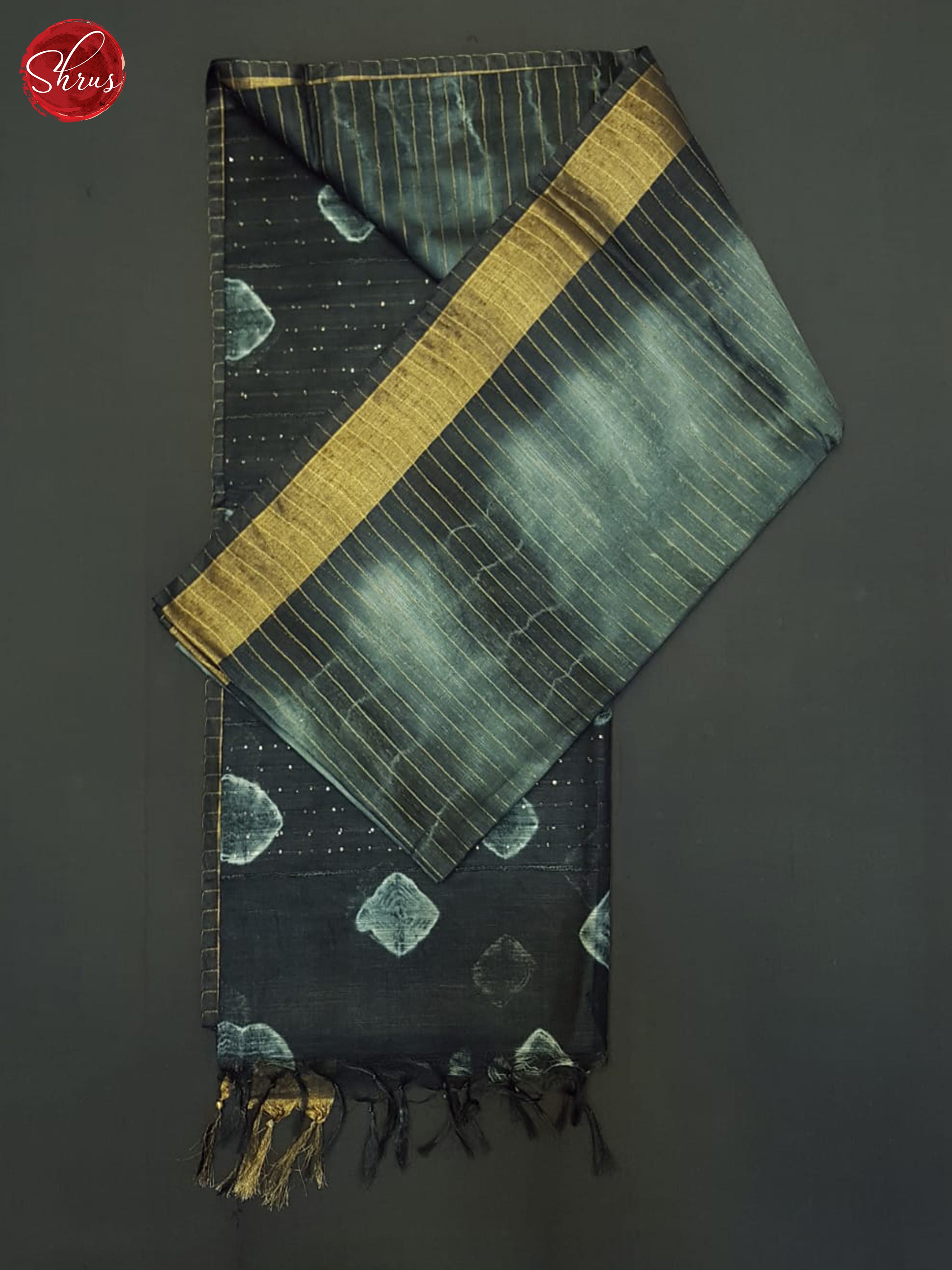 Grey & Cream - Shibori Saree - Shop on ShrusEternity.com
