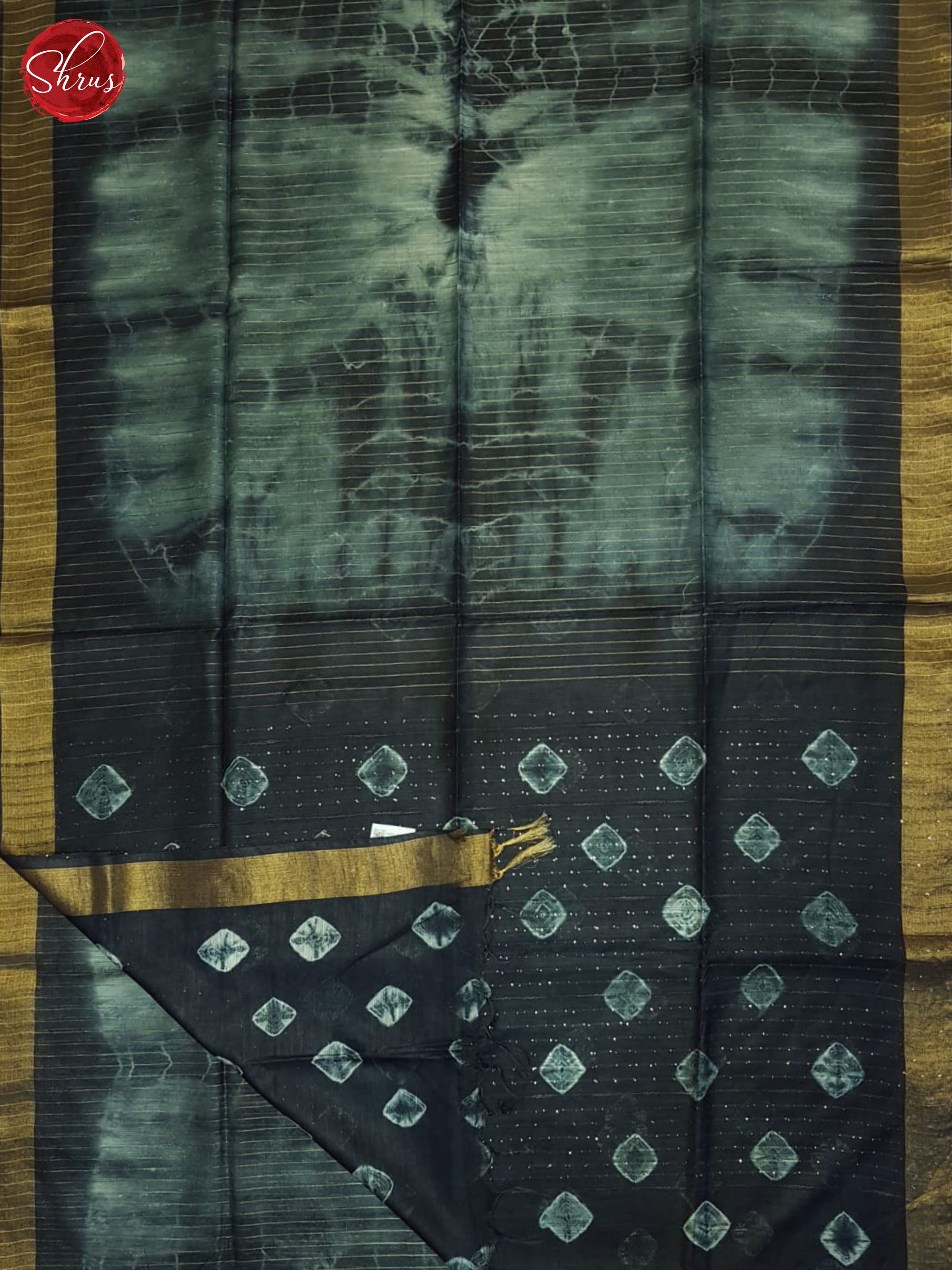 Grey & Cream - Shibori Saree - Shop on ShrusEternity.com