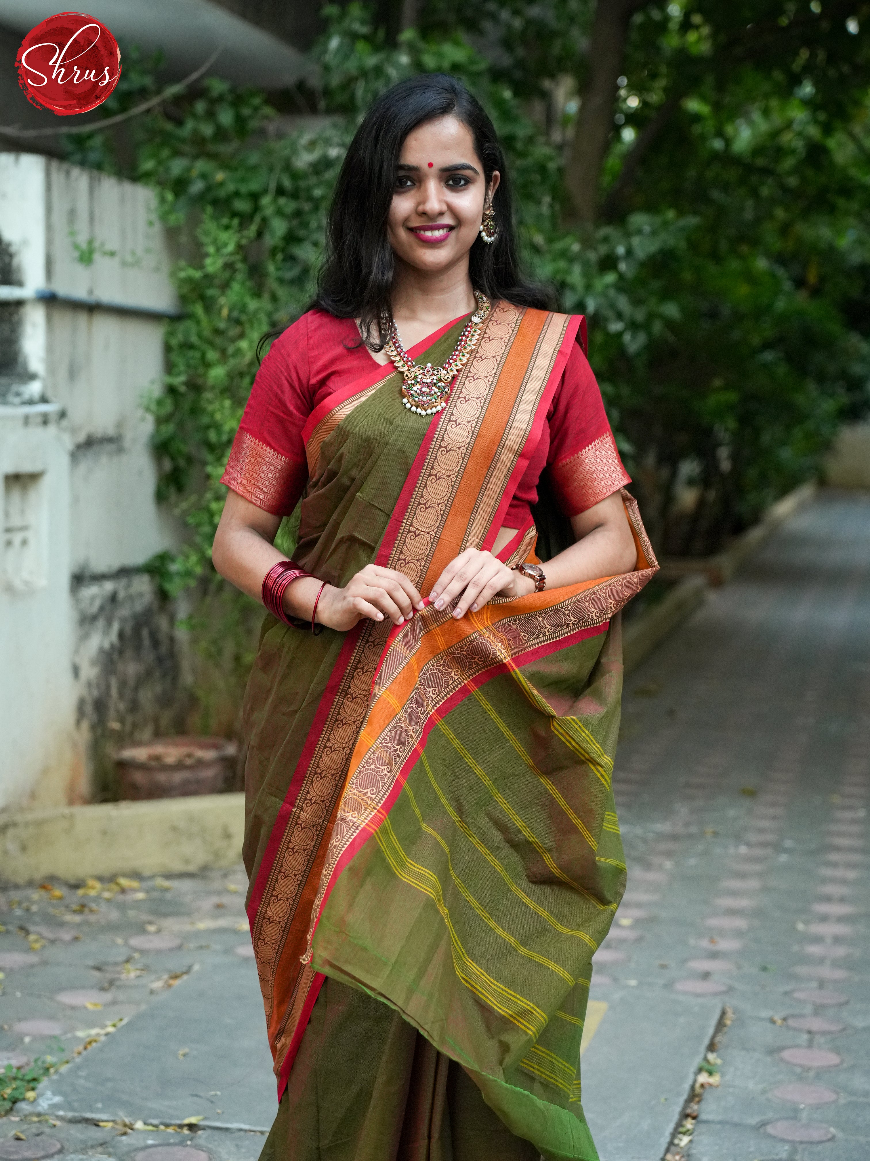 Double Shaded Greenish Brown & Red - Chettinad Cotton Saree - Shop on ShrusEternity.com