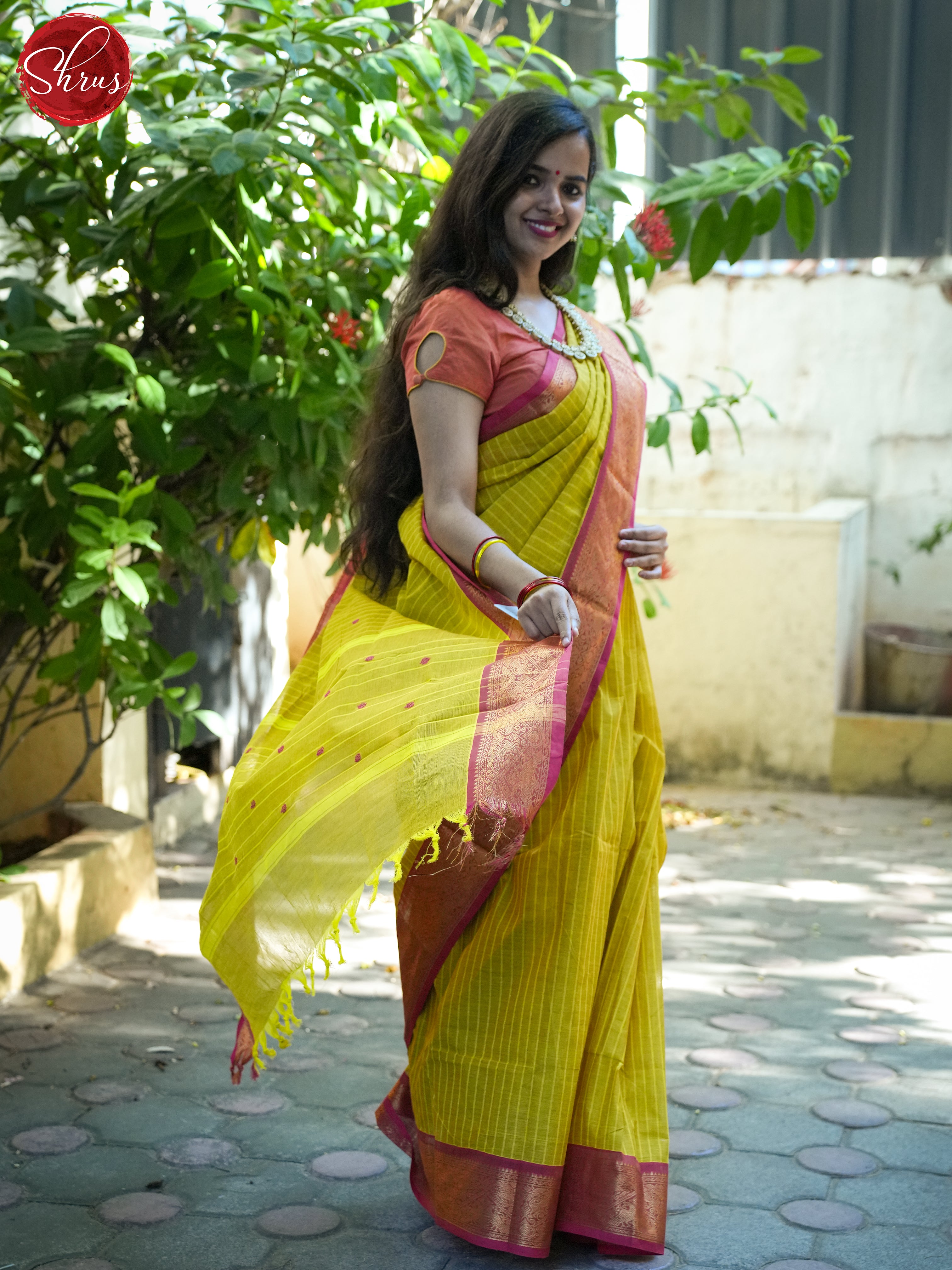 Mathulir Green & Red - Chettinad Cotton Saree - Shop on ShrusEternity.com