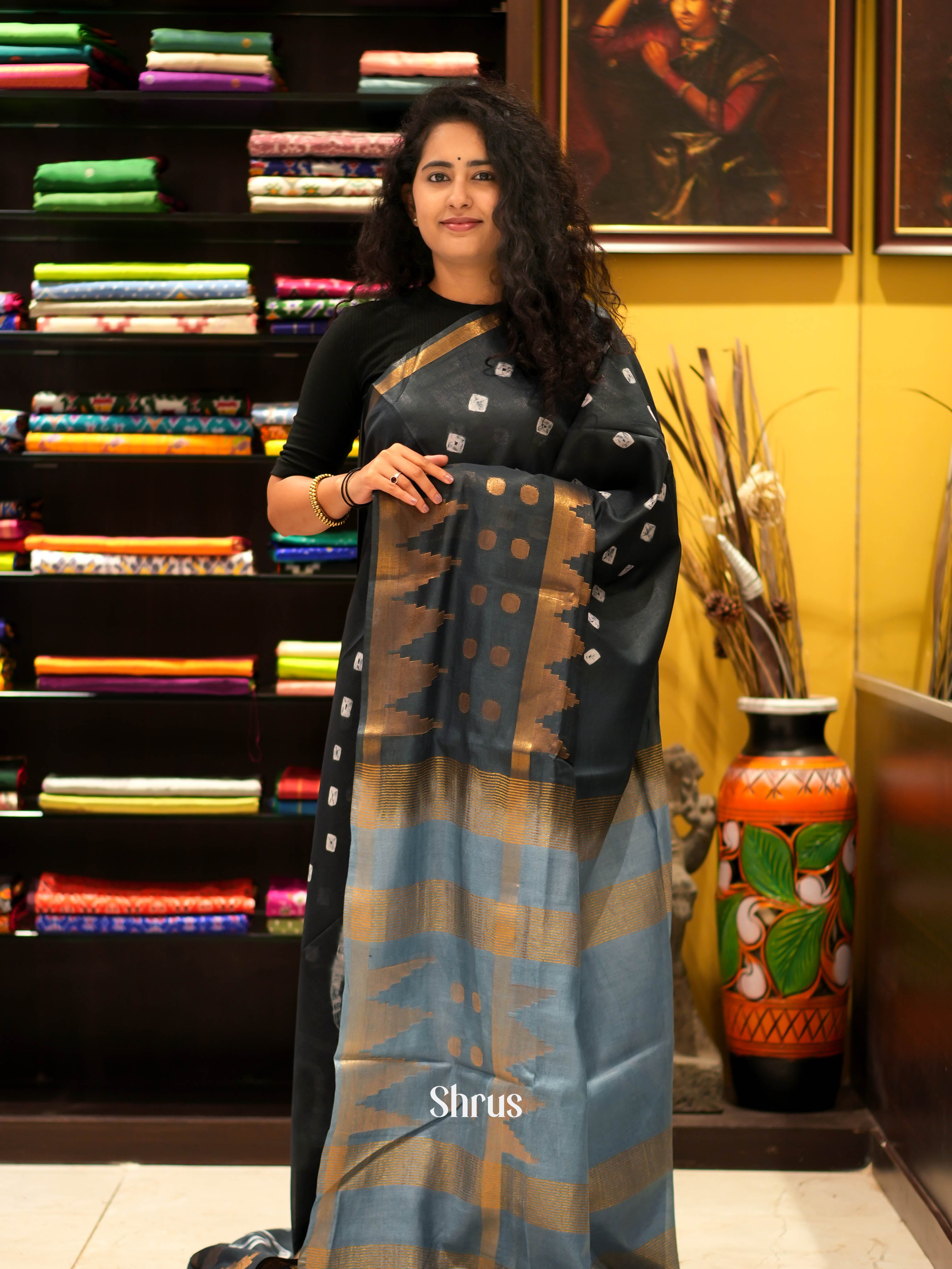 Black & Grey - Shibori Saree - Shop on ShrusEternity.com