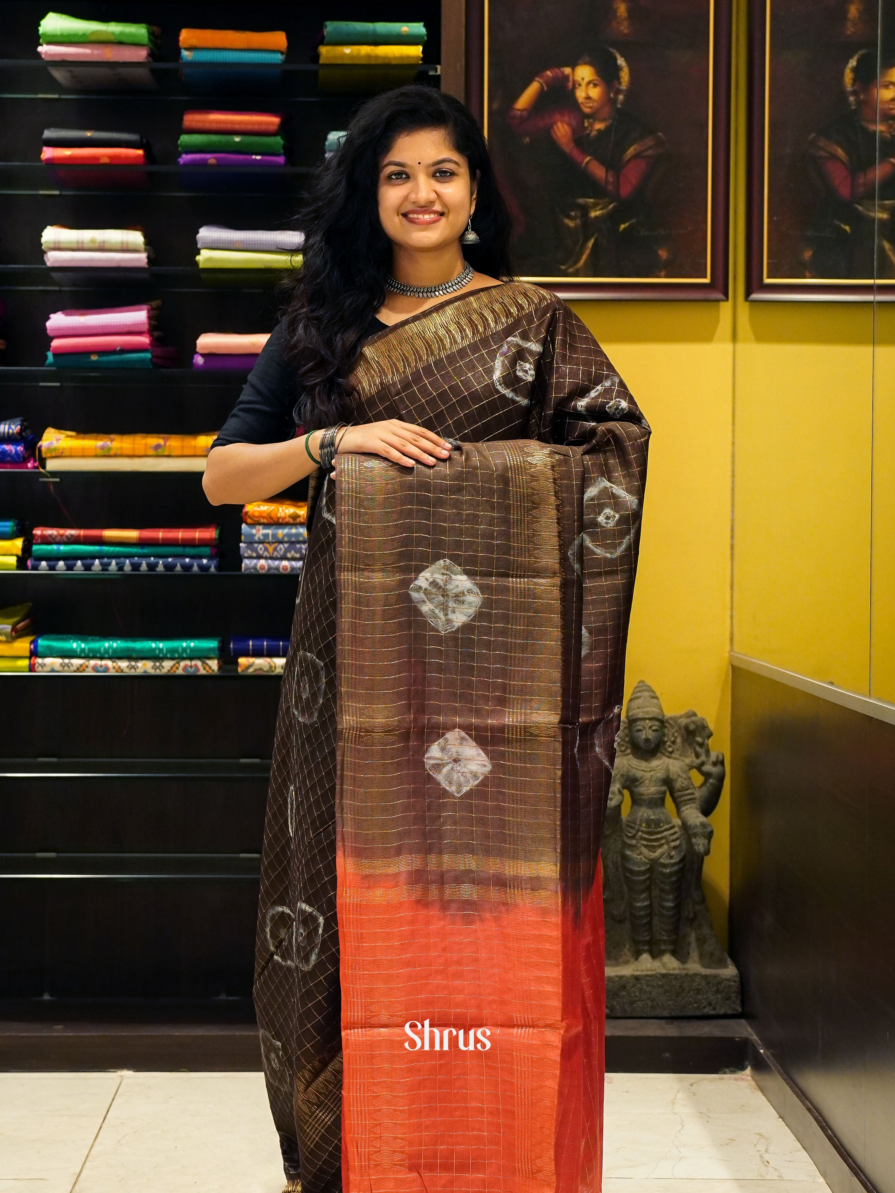 Brown & Red -Shibori Saree - Shop on ShrusEternity.com