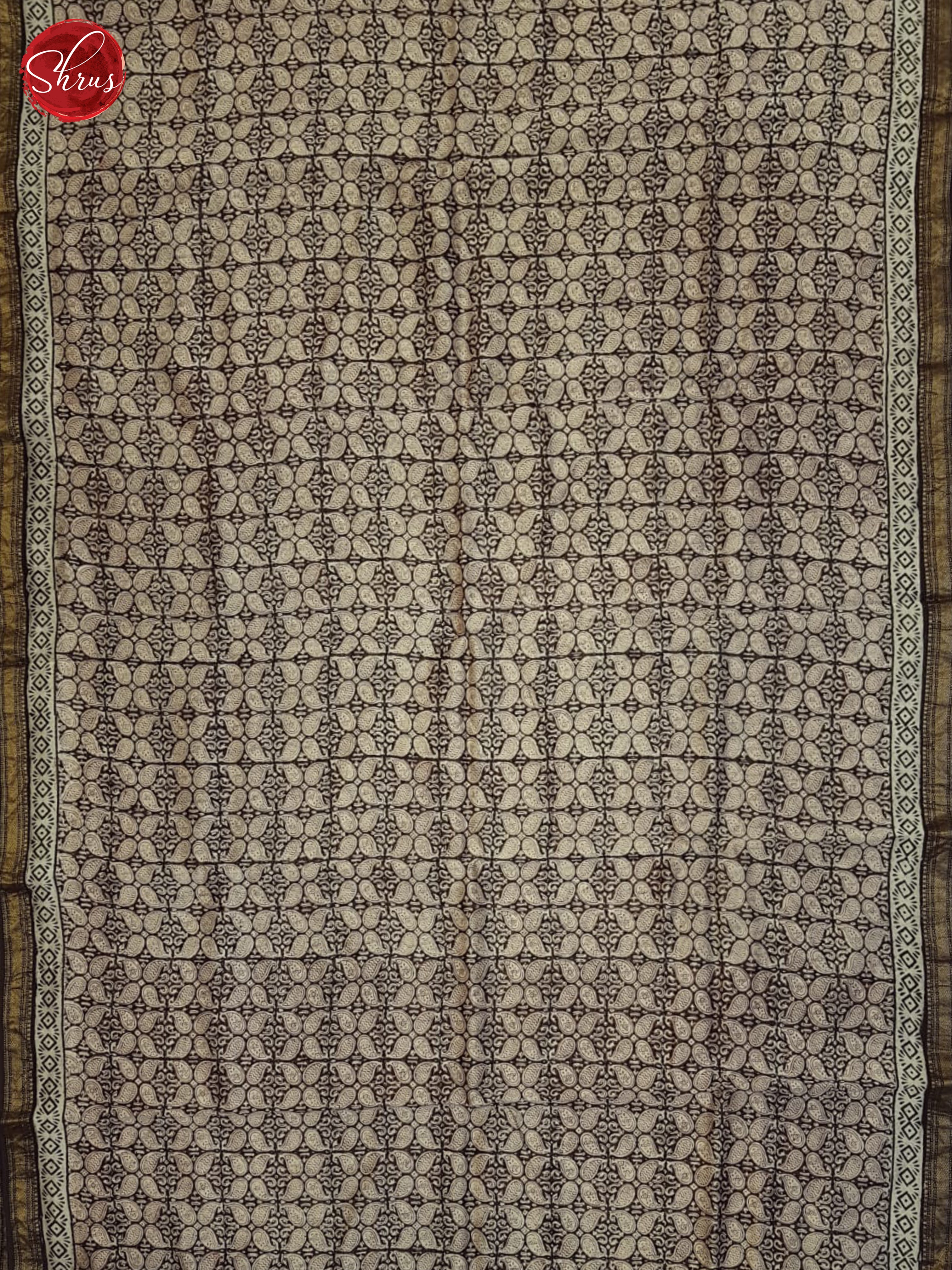 Cream and black -Maheshwari silk cotton saree - Shop on ShrusEternity.com