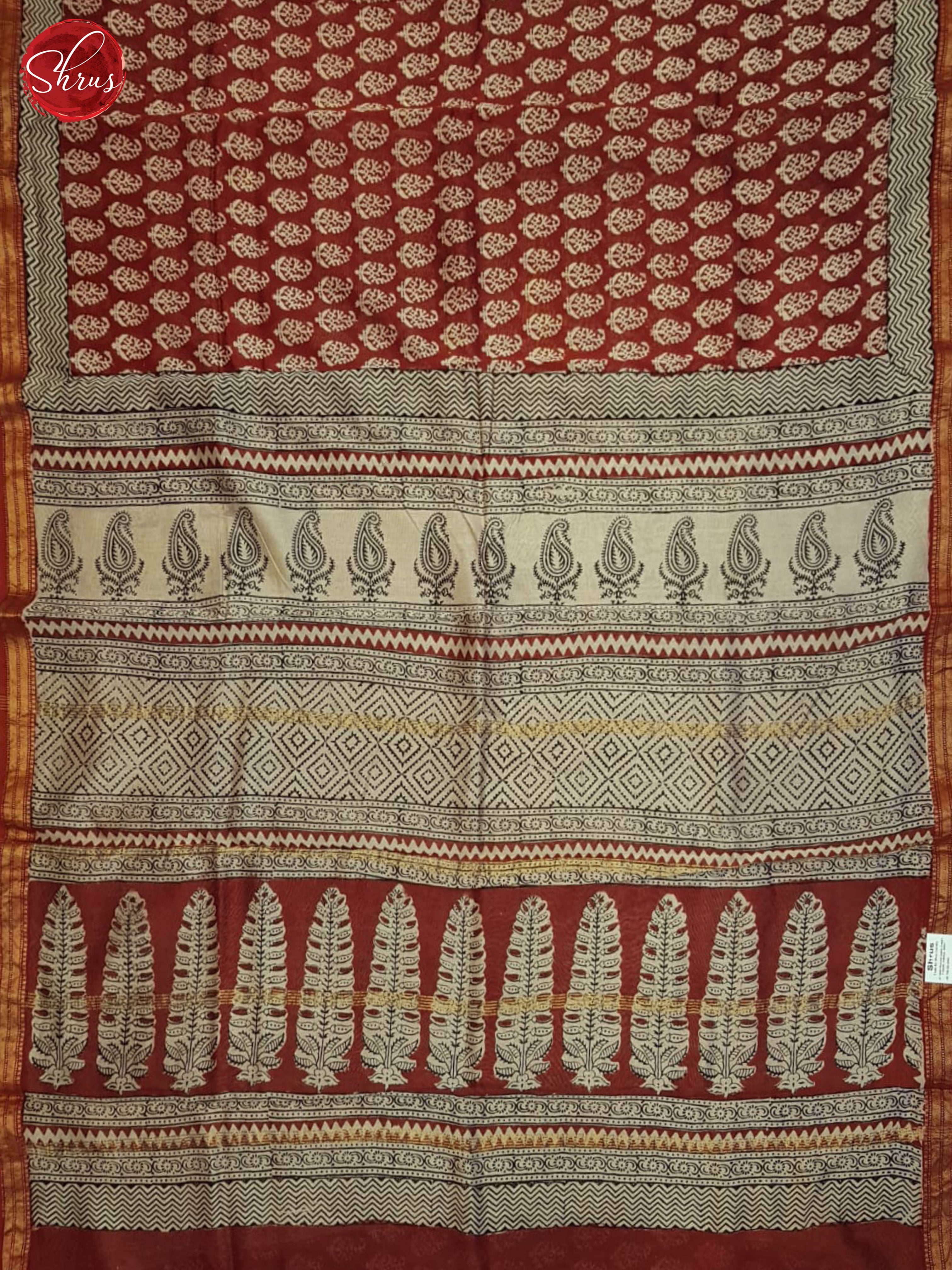 Red And Cream- Maheshwari Silk Cotton saree - Shop on ShrusEternity.com