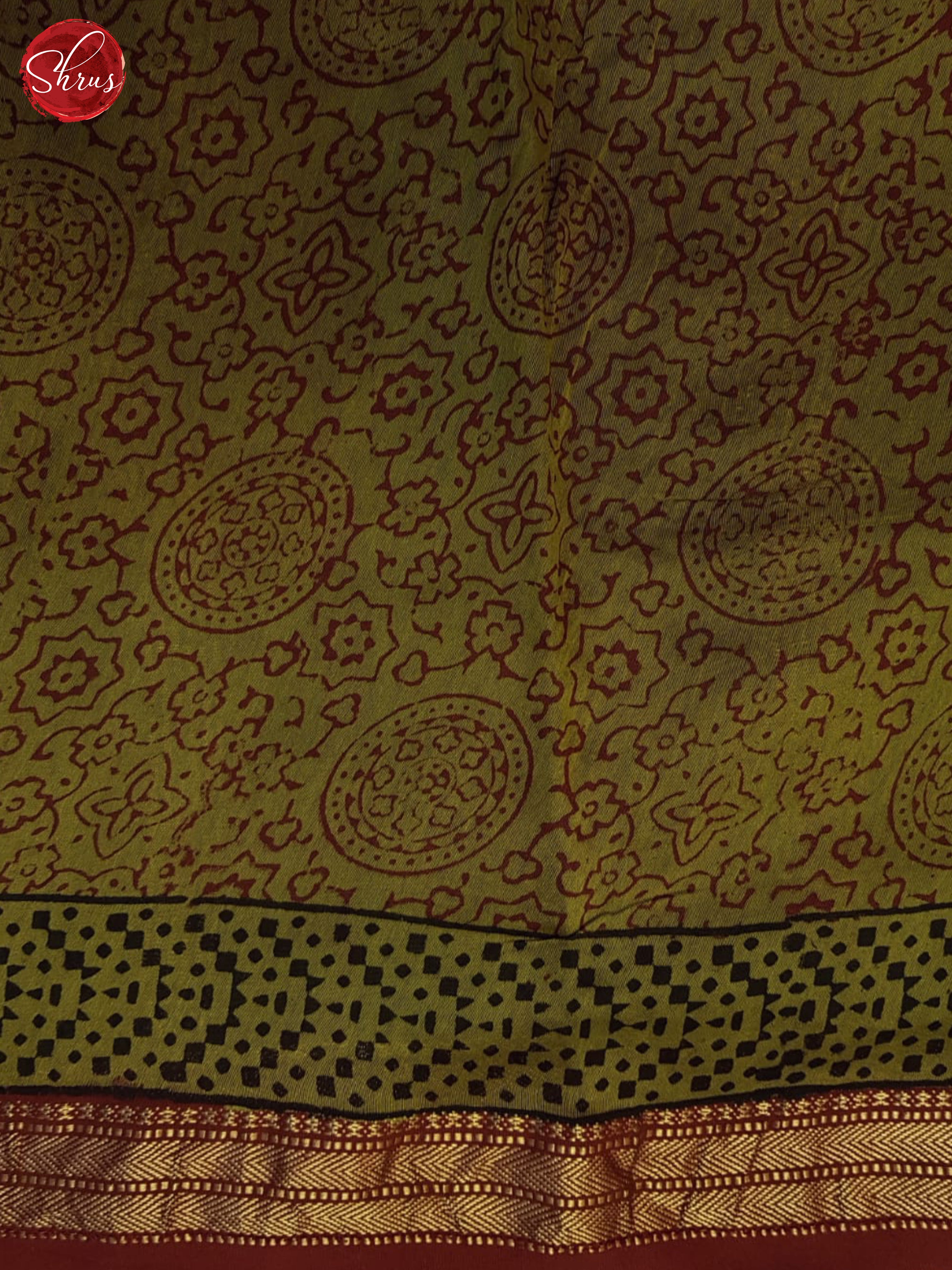 Maroon And Green-Maheshwari SIlk Cotton Saree - Shop on ShrusEternity.com