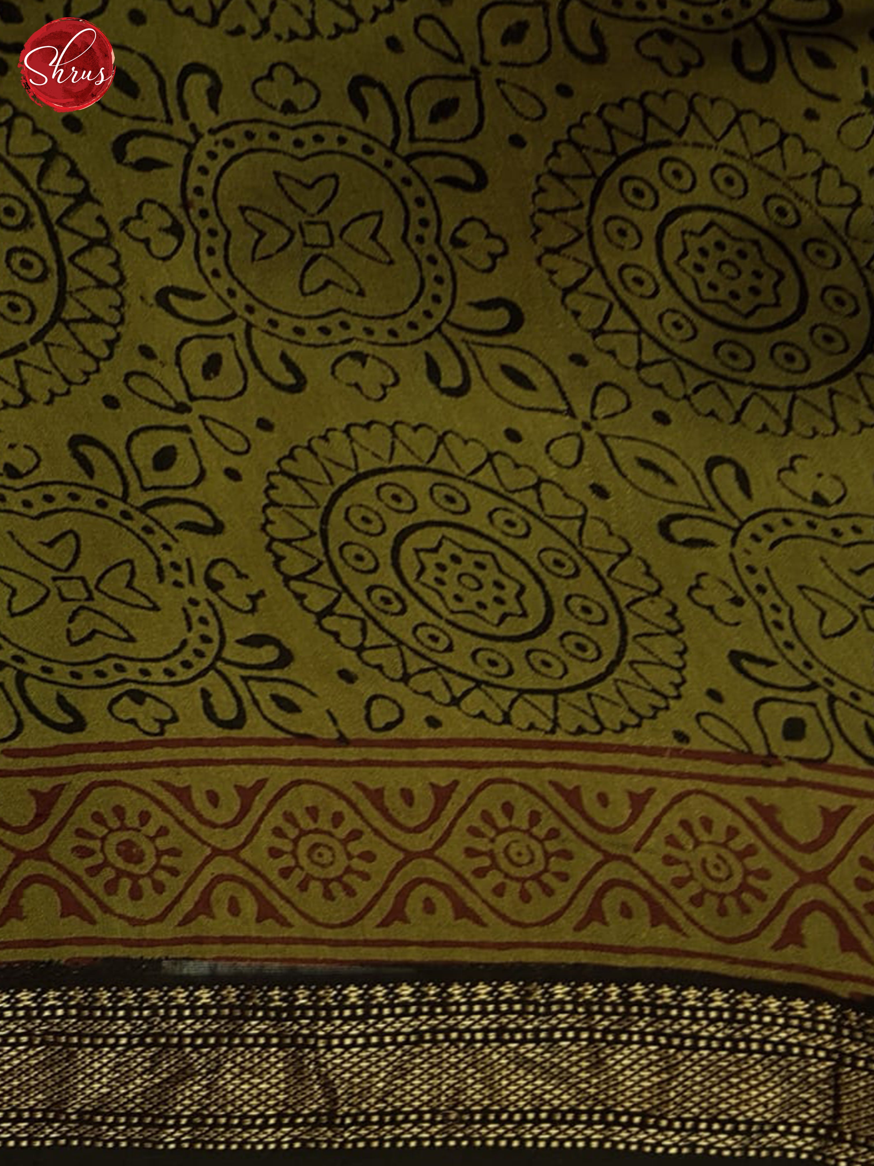Green And Black- Maheshwari silk Cotton Saree - Shop on ShrusEternity.com