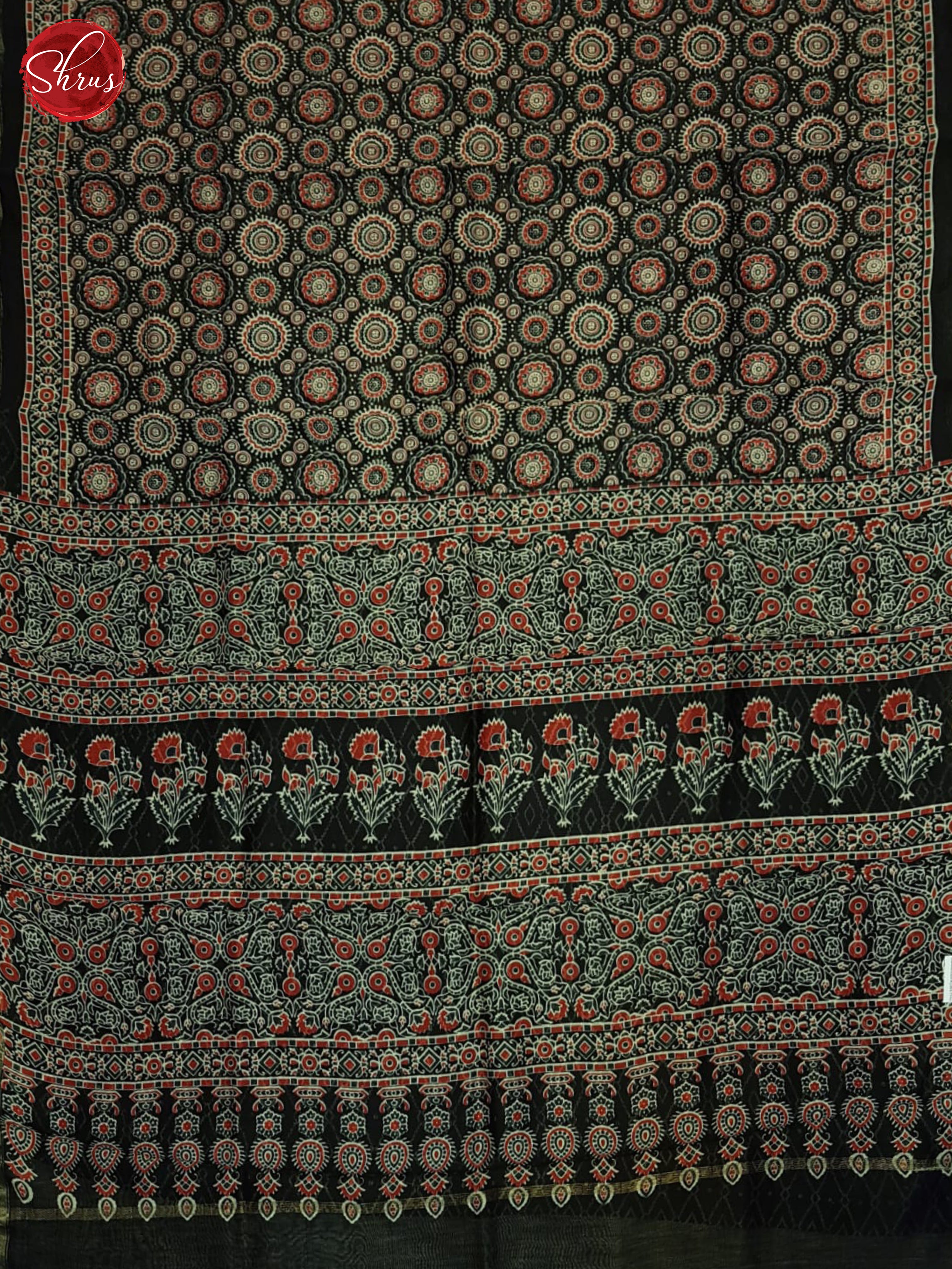 Black(Single Tone)- Maheshwari Silk Cotton Saree - Shop on ShrusEternity.com
