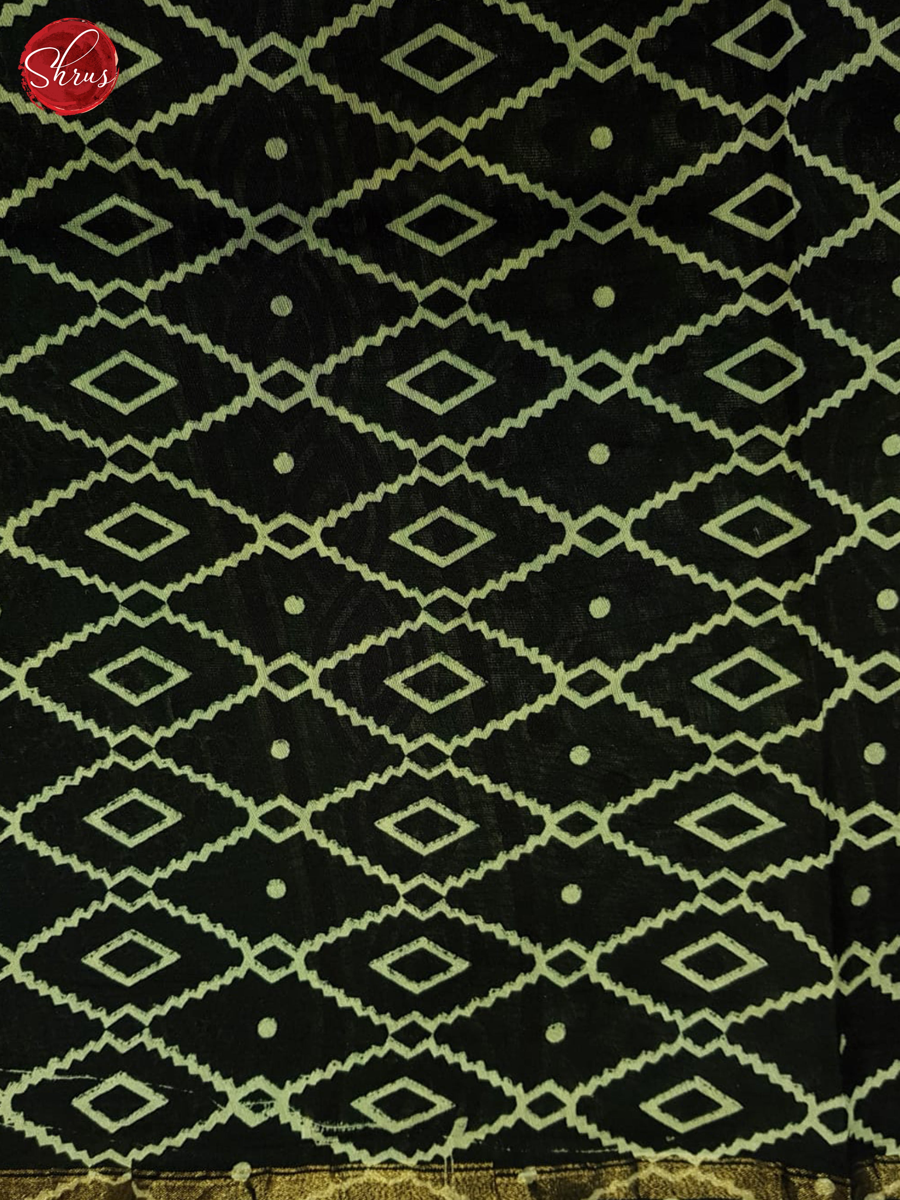 Green And Black- Maheshwari Silk Cotton Saree - Shop on ShrusEternity.com