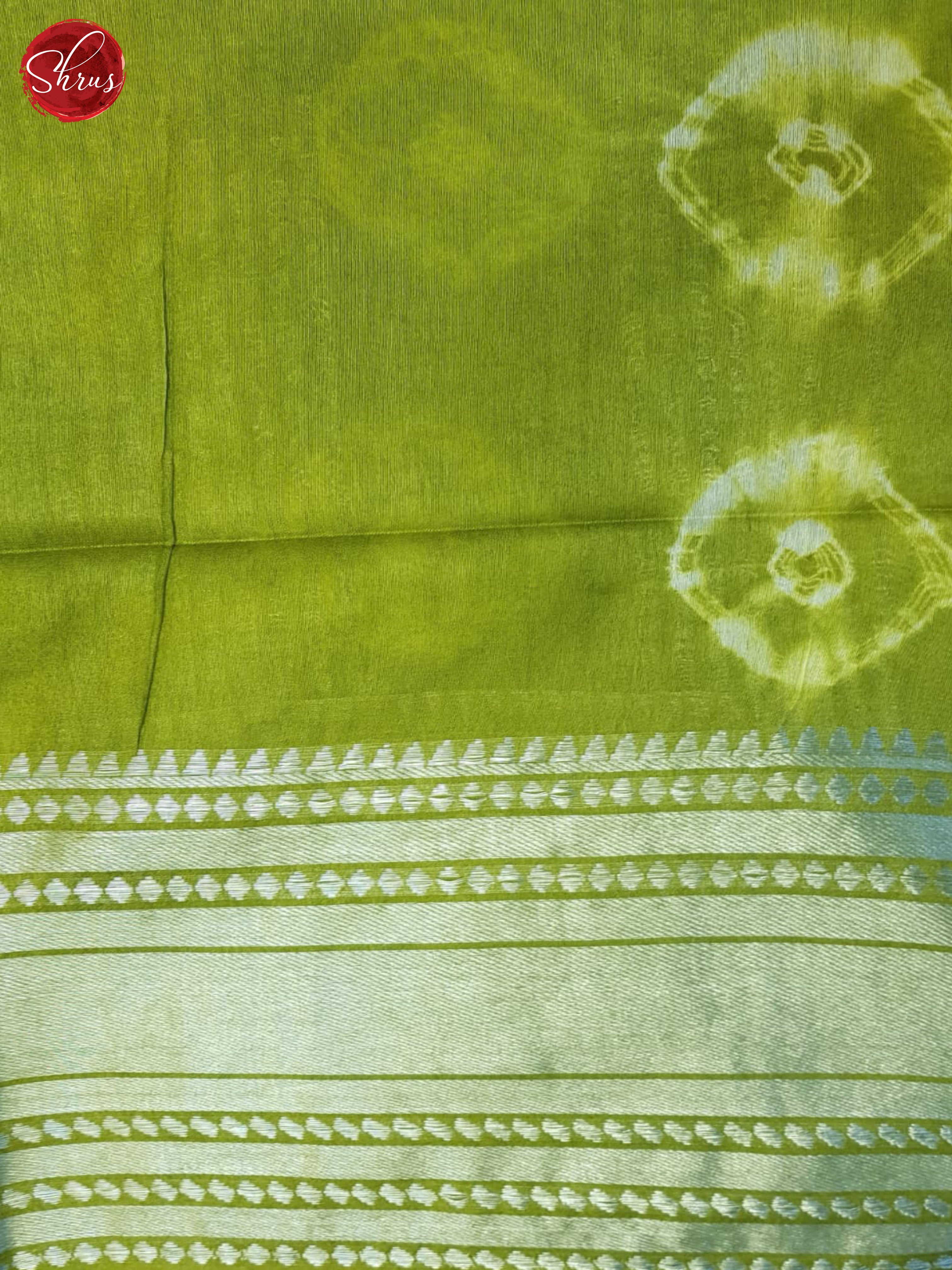 Cream And Green - Shibori Saree - Shop on ShrusEternity.com