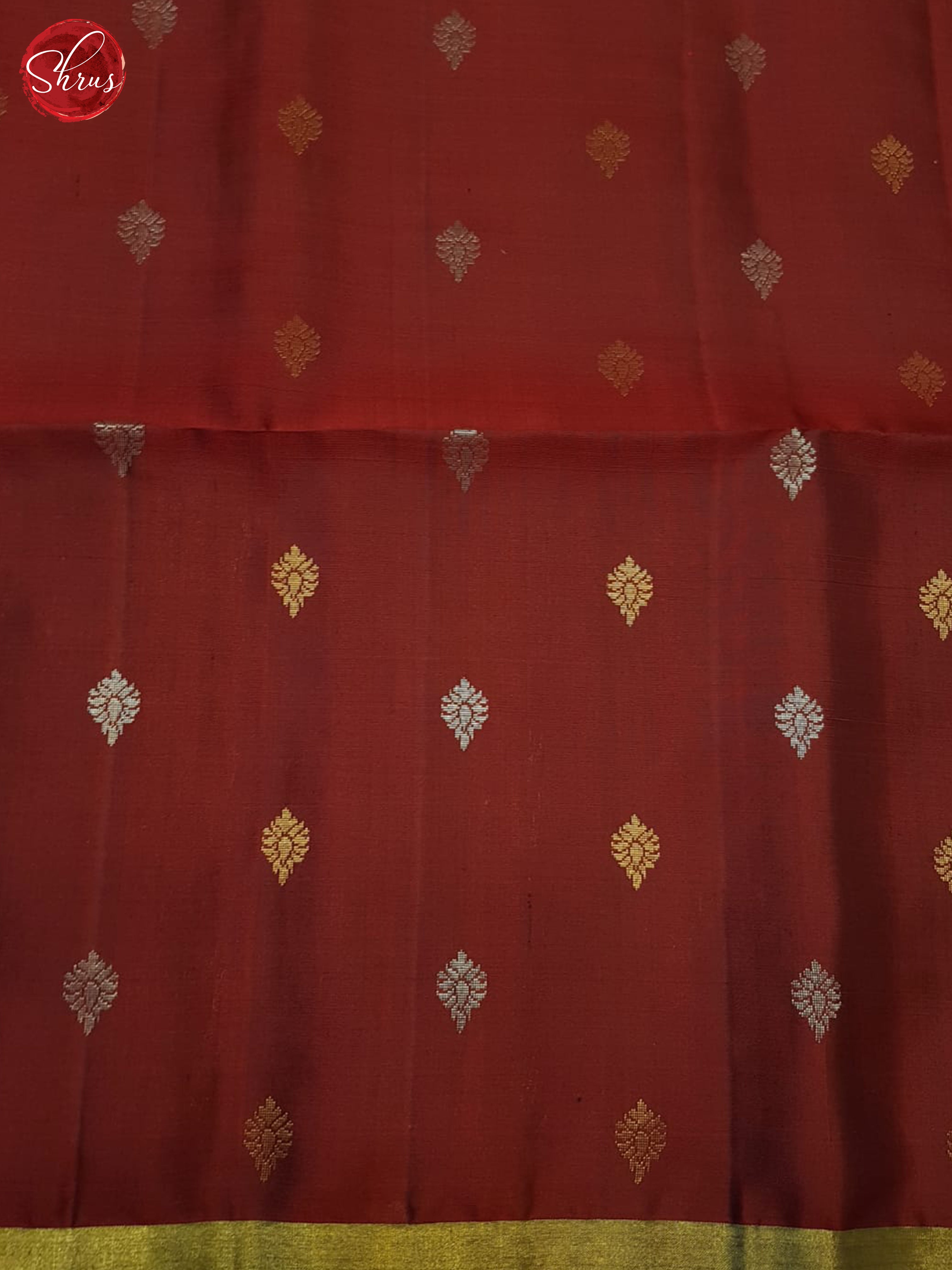 Grey And Arakku Maroon- Soft Silk Saree - Shop on ShrusEternity.com