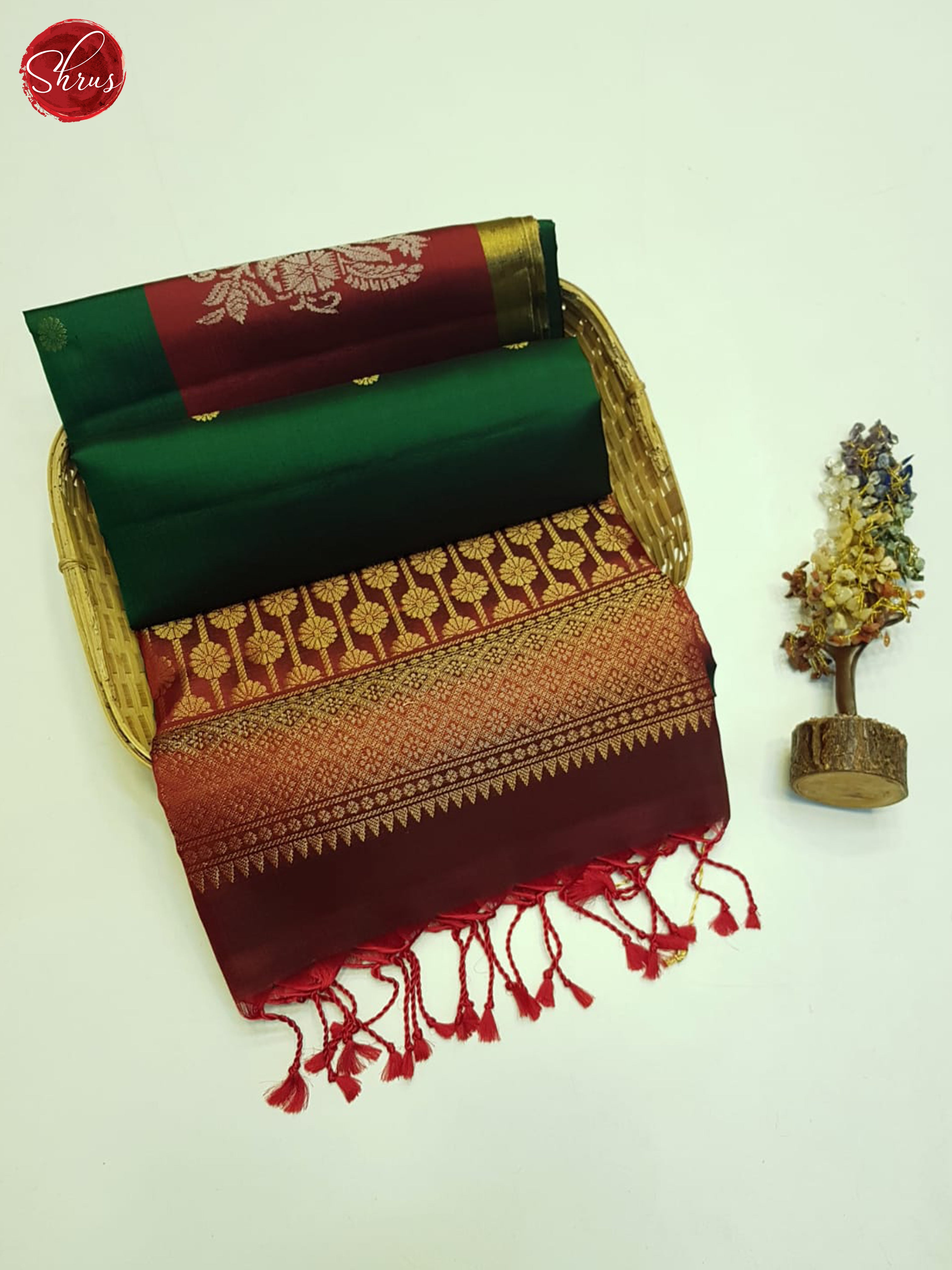 Green And Arakku Maroon- Soft Silk Saree - Shop on ShrusEternity.com
