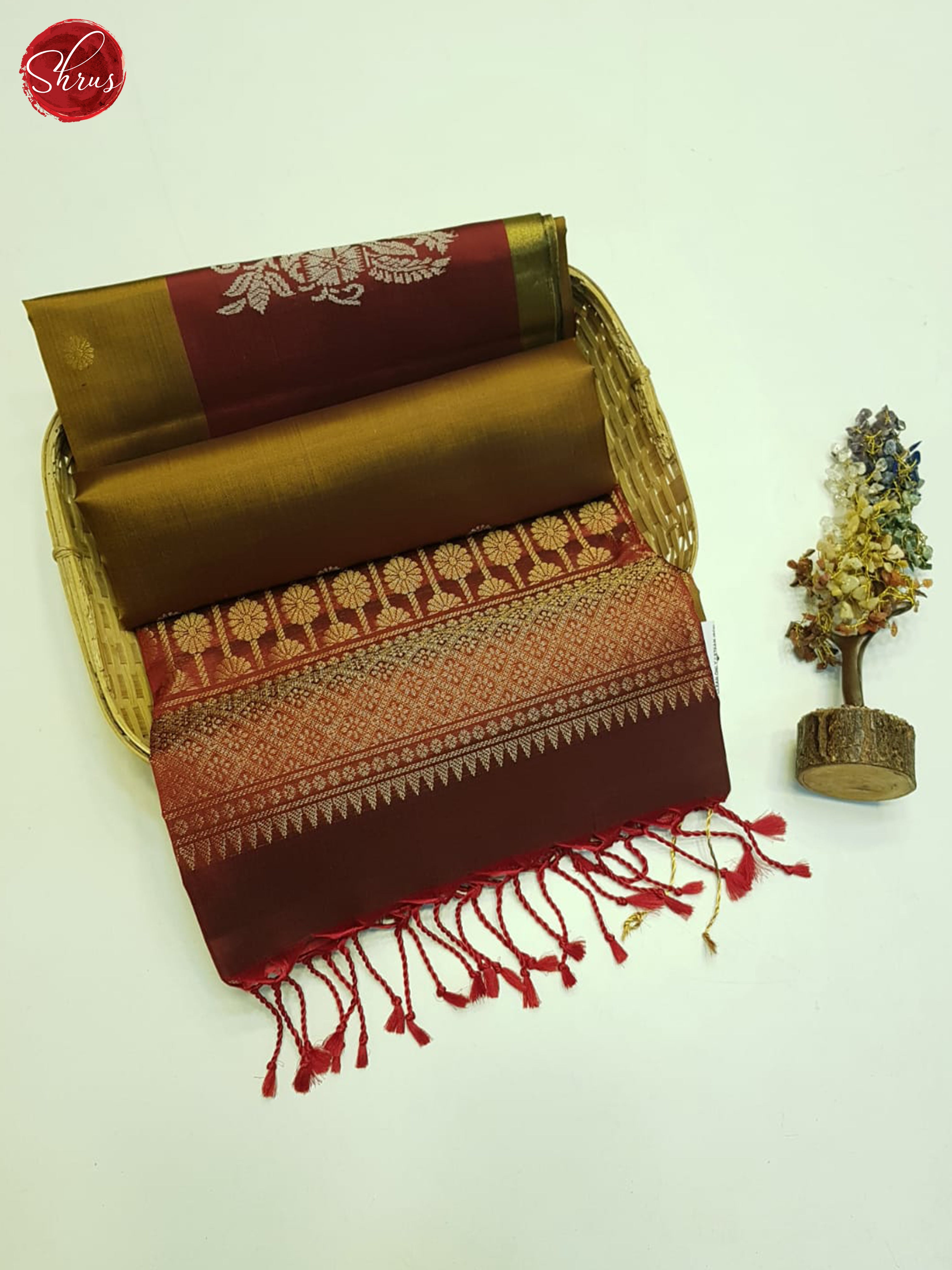 Doul Gold And Arraku Marron - Shop on ShrusEternity.com