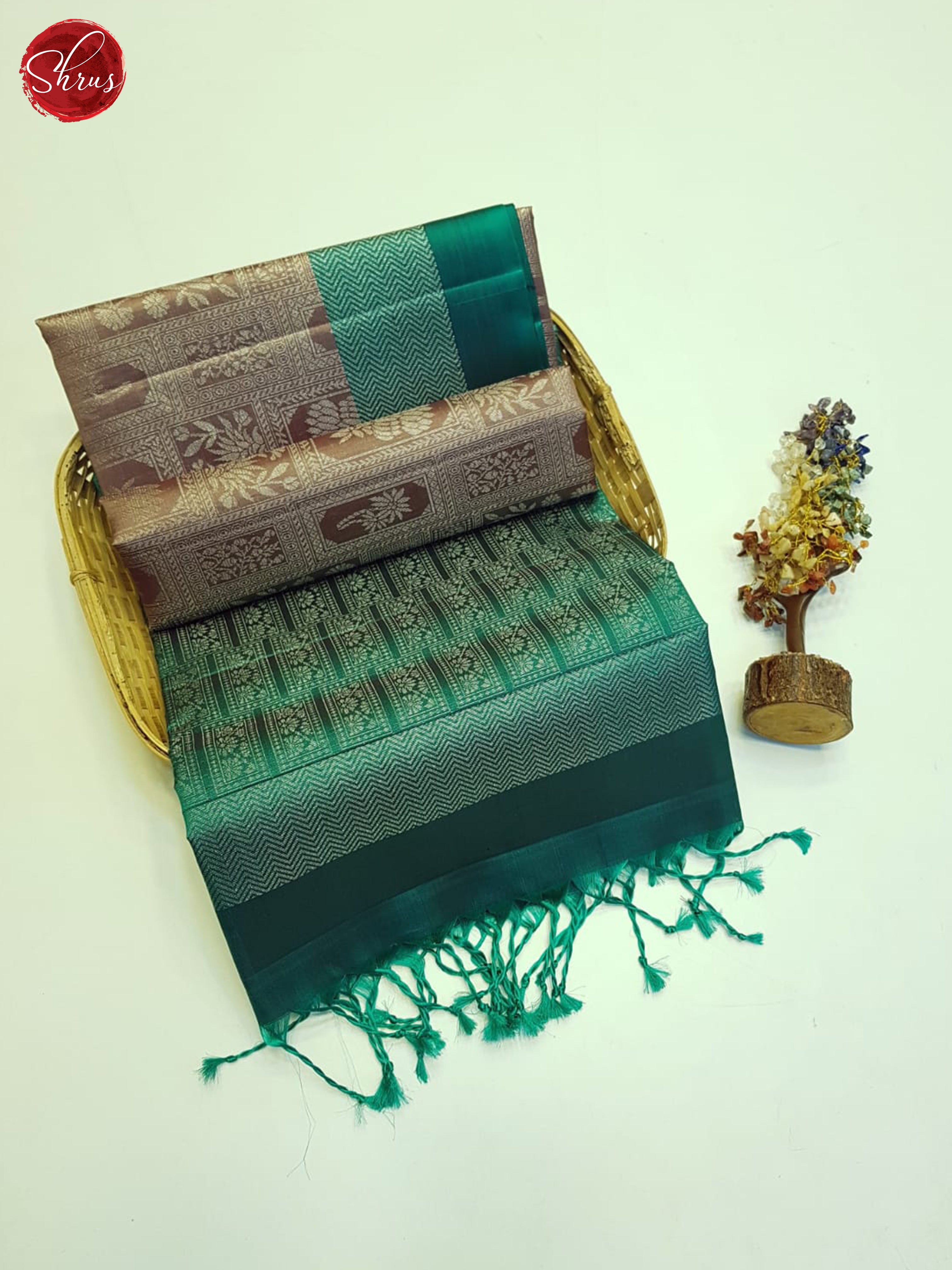 Dusty Onion And Green- Soft Silk Saree - Shop on ShrusEternity.com
