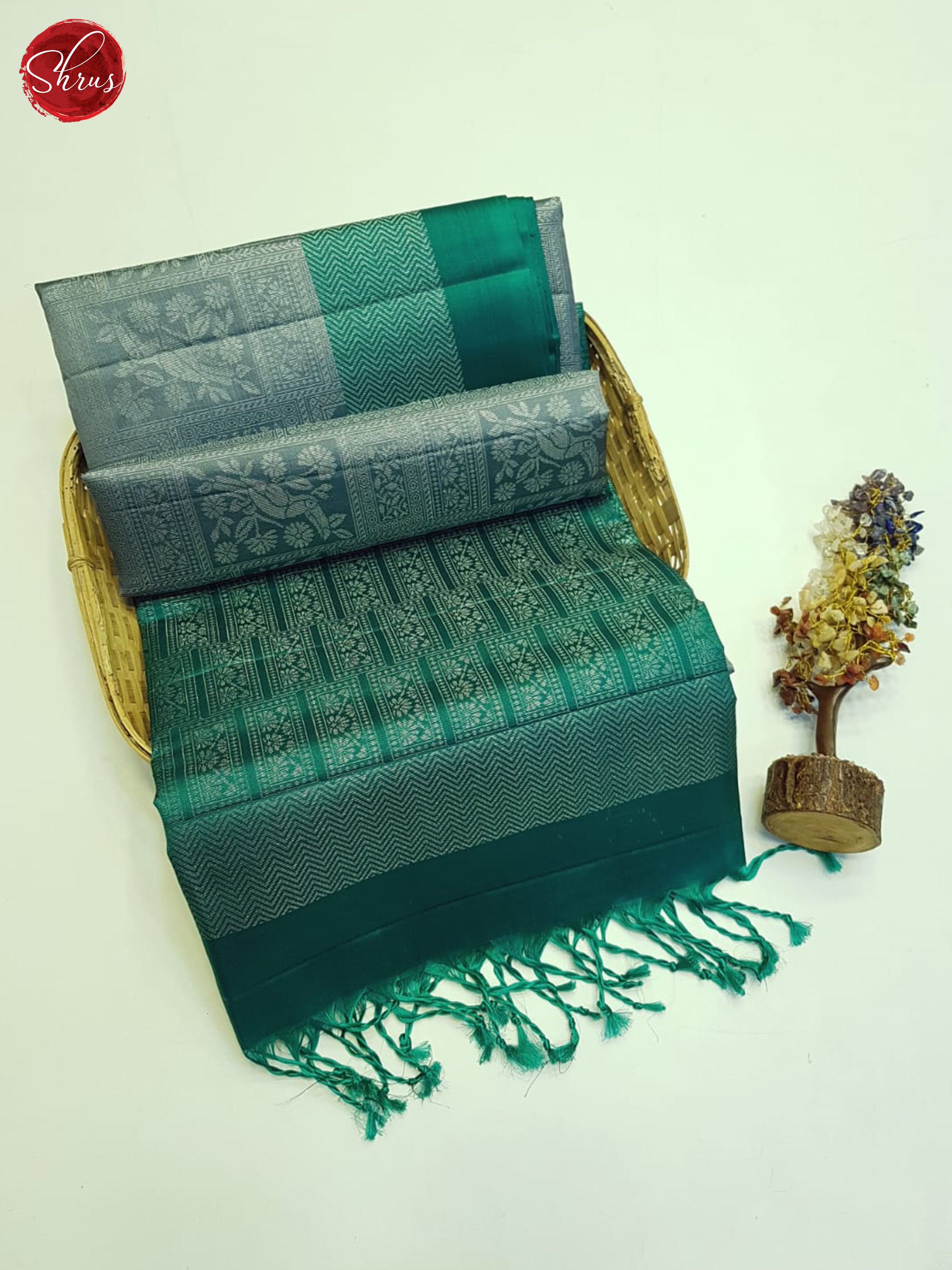 Grey And Green - Shop on ShrusEternity.com
