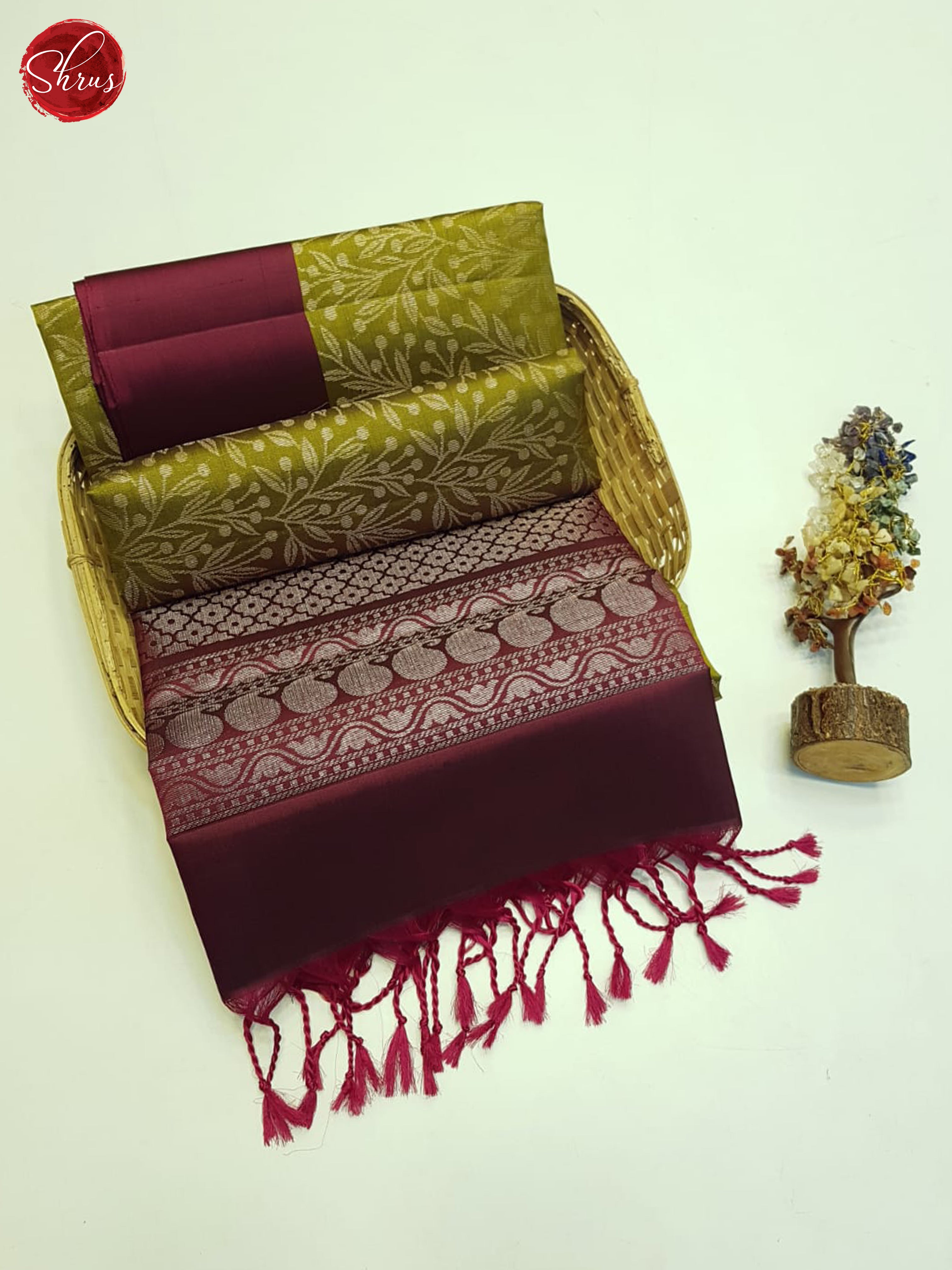 Green And Marron - Shop on ShrusEternity.com