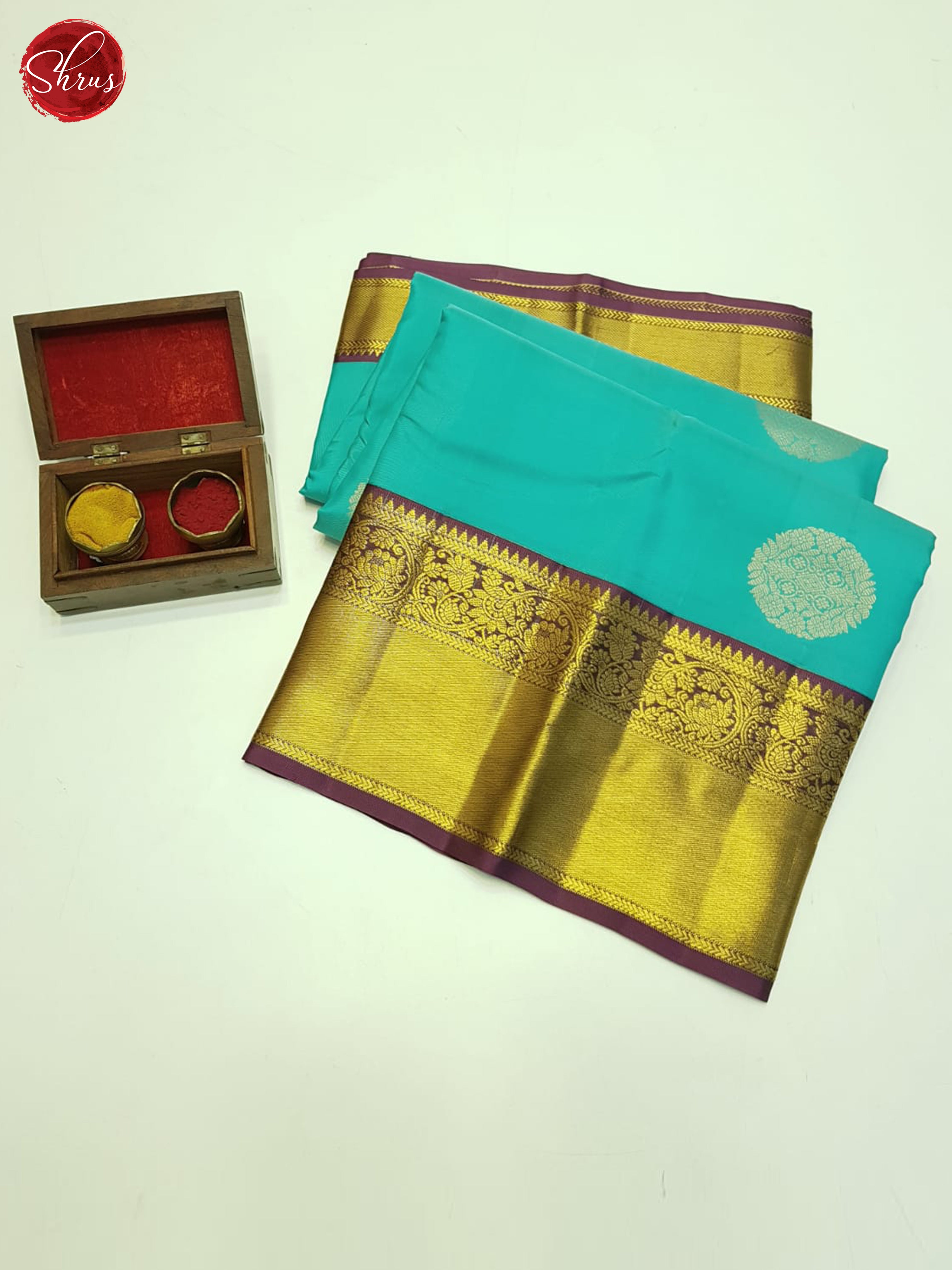 Blue And Wine Korvai Kanchipuram Silk Saree With Zari Woven Circle Motifs-1