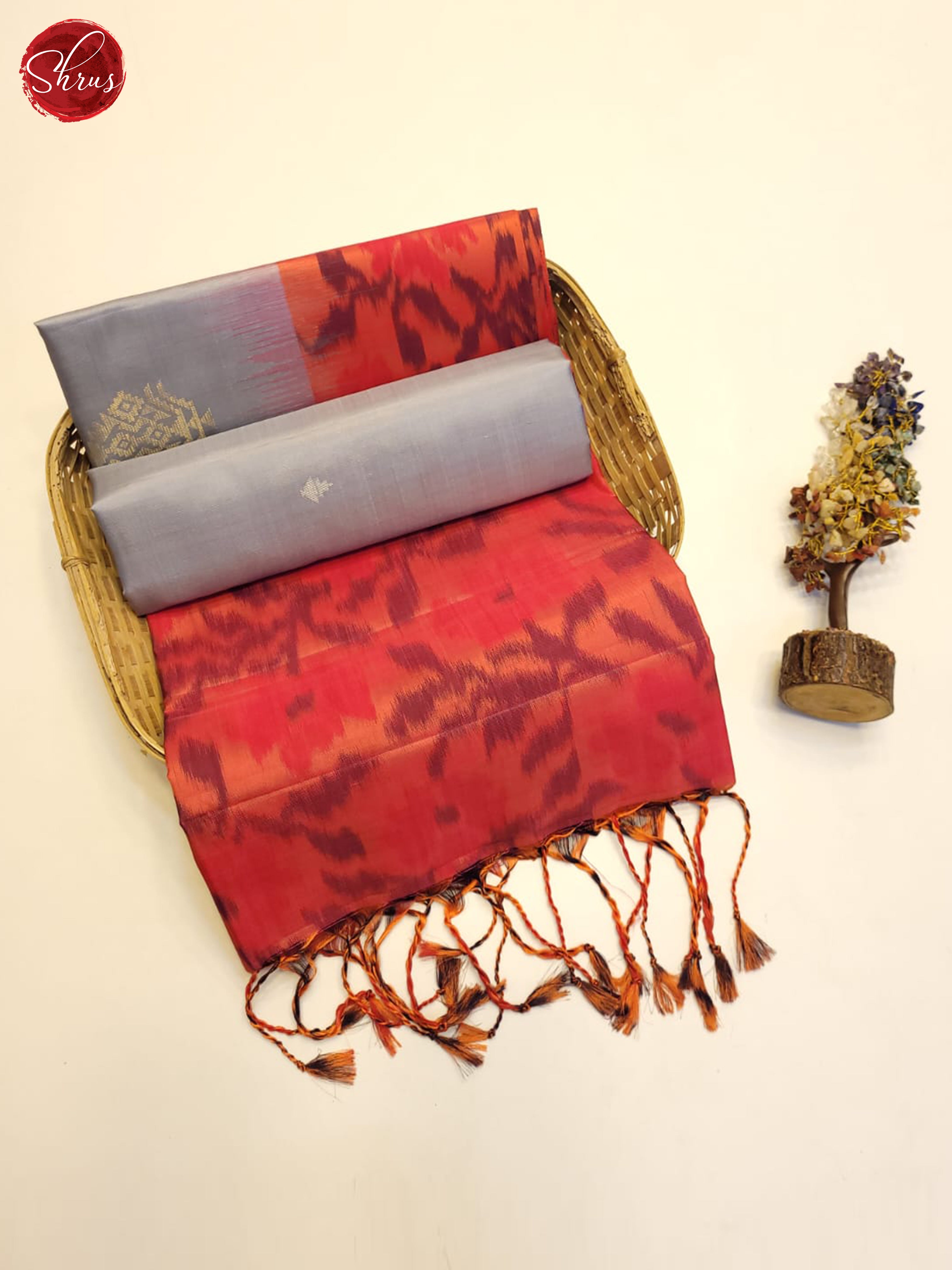 Grey And Pink- Soft Silk Saree - Shop on ShrusEternity.com